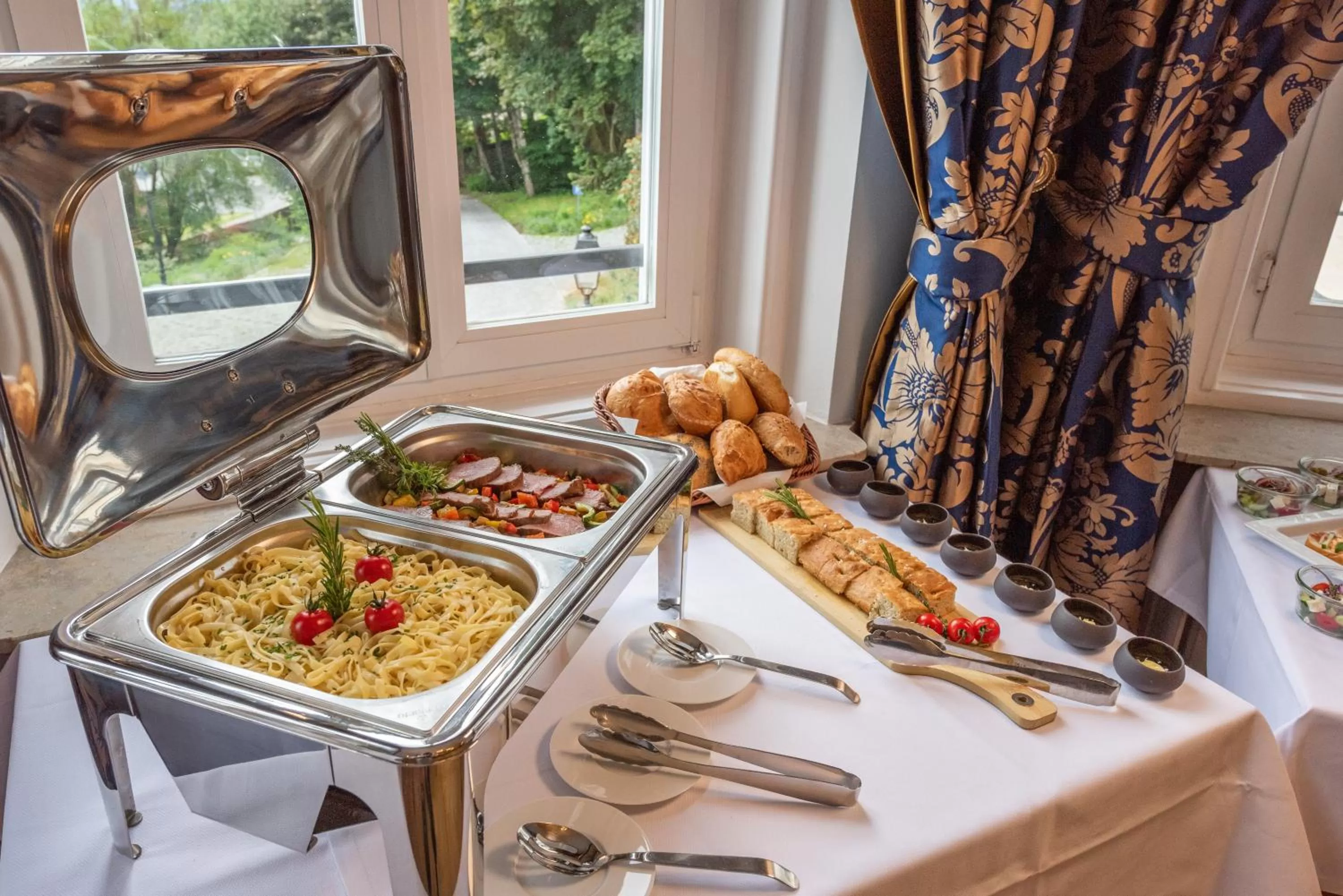 Restaurant/places to eat in Robenstein Hotel & SPA - Villa