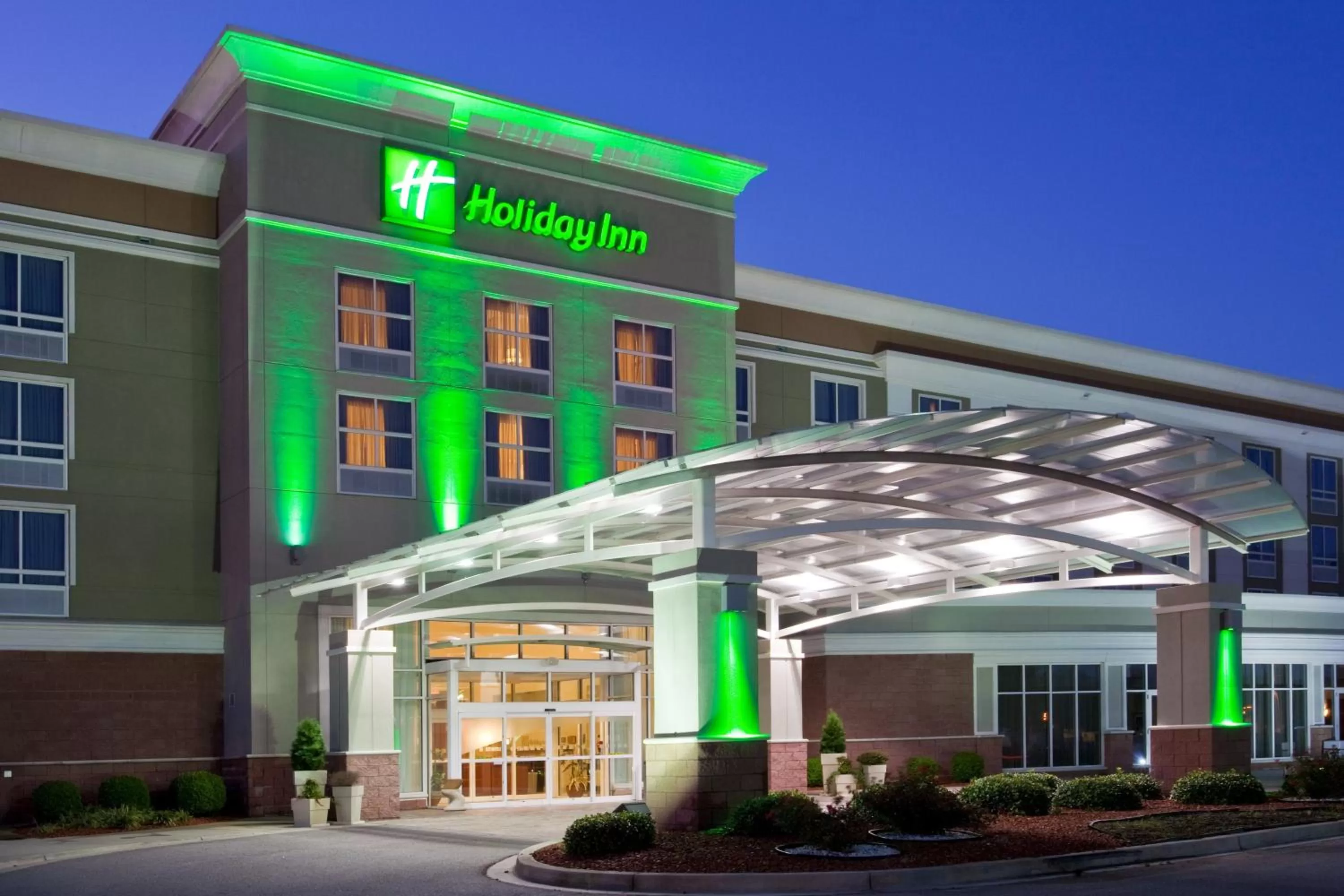 Property building in Holiday Inn Santee by IHG