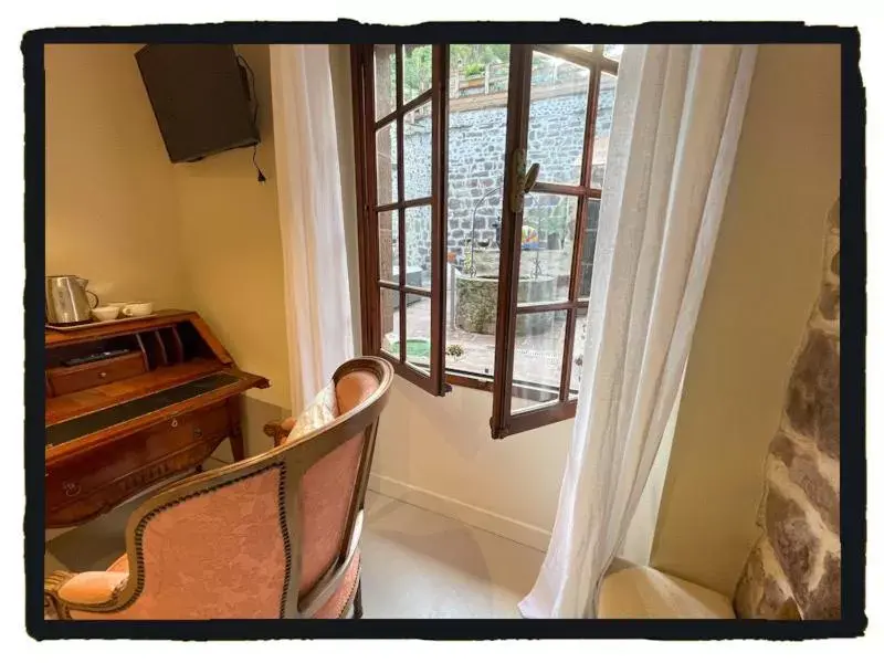 Double Room in Chambres d'Hôtes Maison E.Bernat Double Room in Chambres d'Hôtes Maison E.Bernat