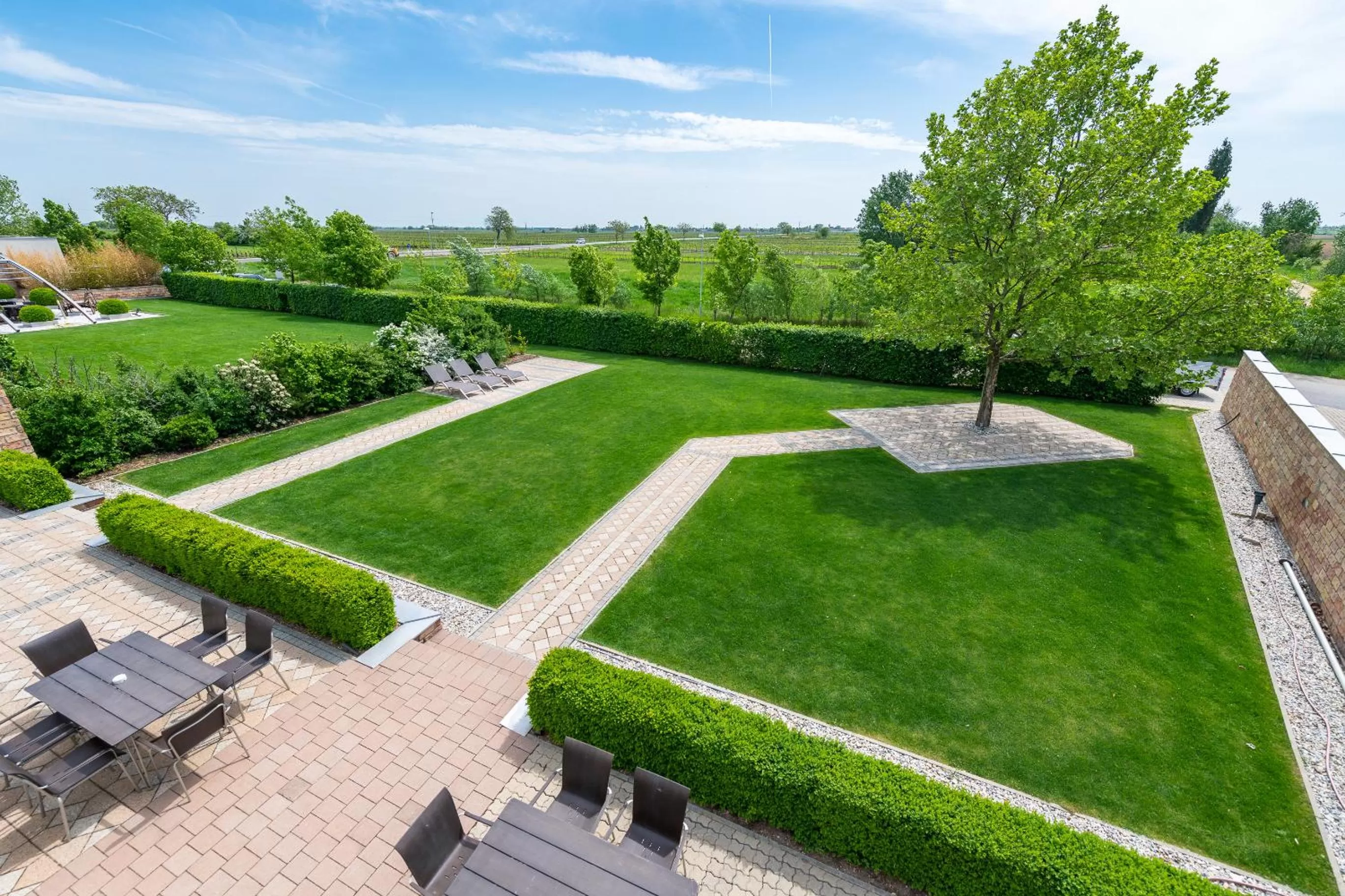 Garden, Pool View in Hotel Nationalpark