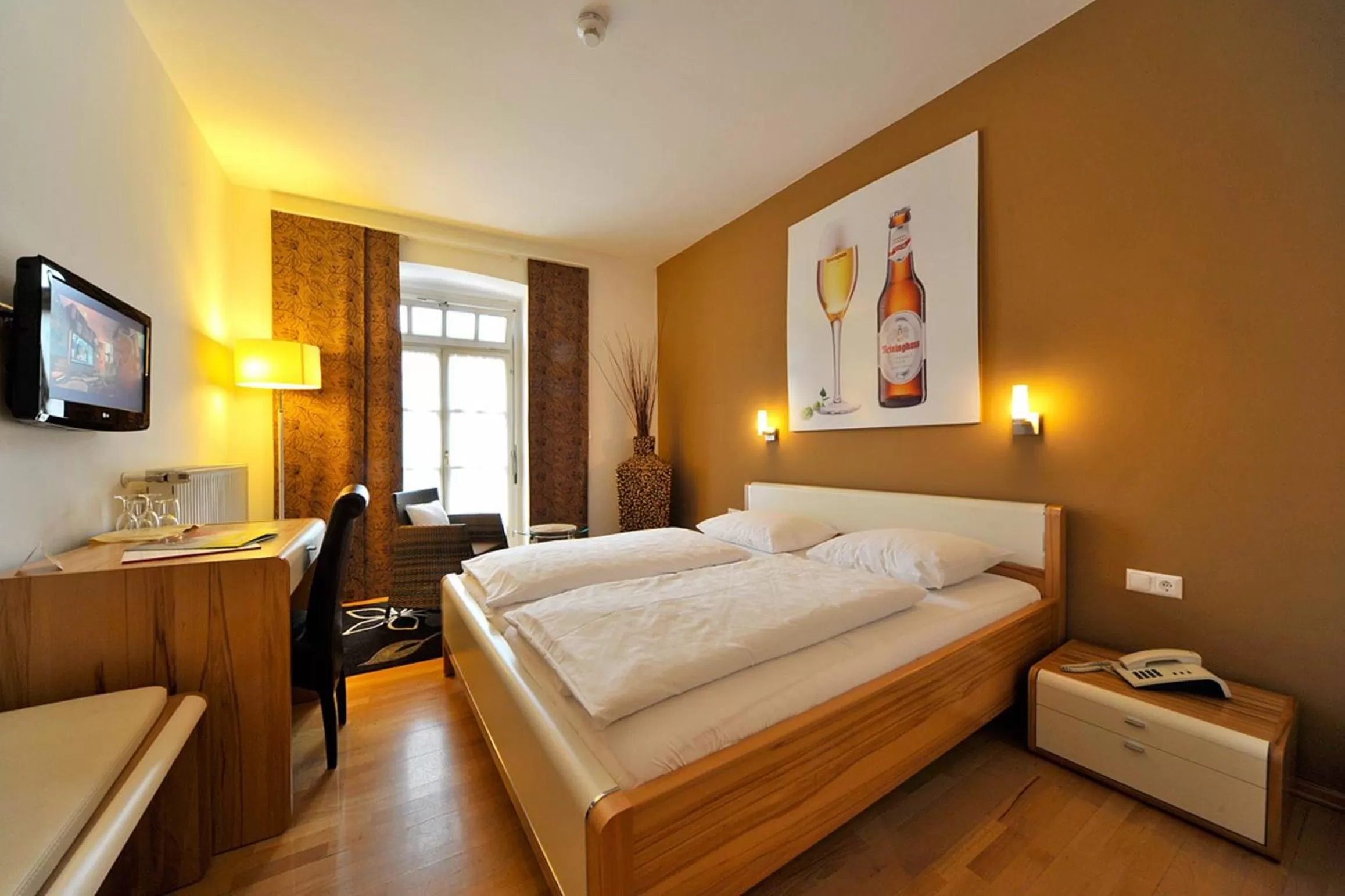 Photo of the whole room, Bed in Erlebnis Post - Stadthotel mit EigenART