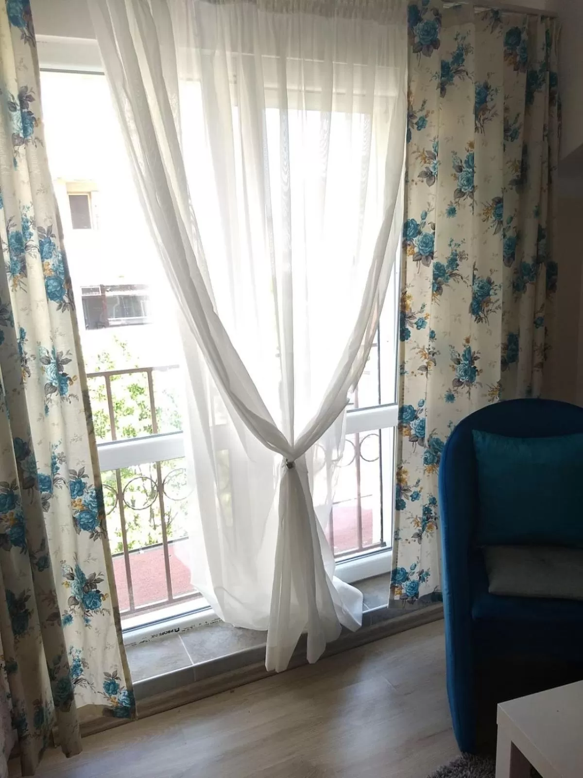 View (from property/room), Seating Area in White Rose Family Guest House