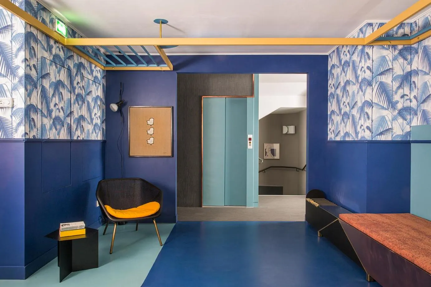 Lobby or reception in Hôtel les Cigales