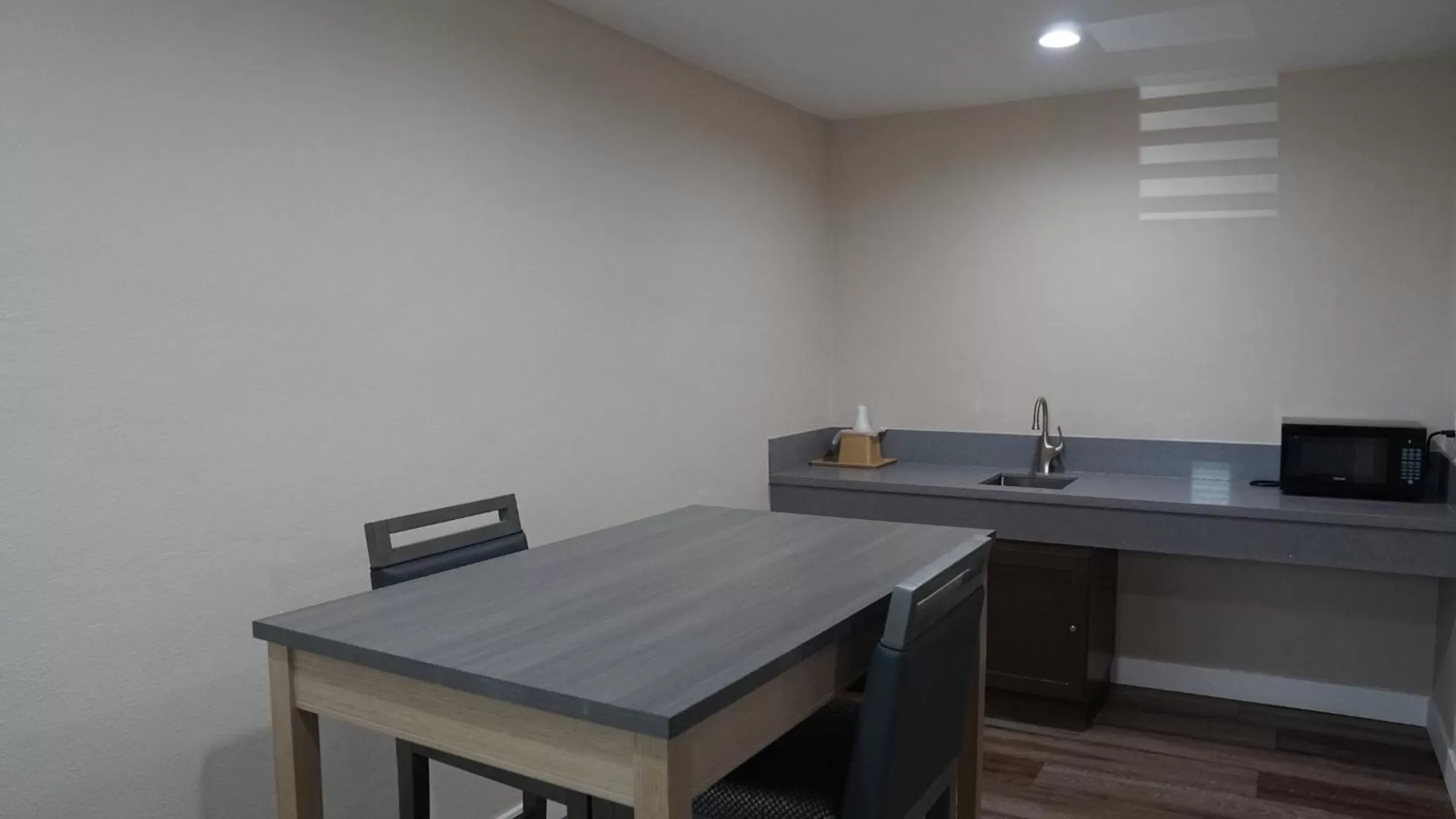 Sea Breeze Inn - LAX Airport, Los Angeles