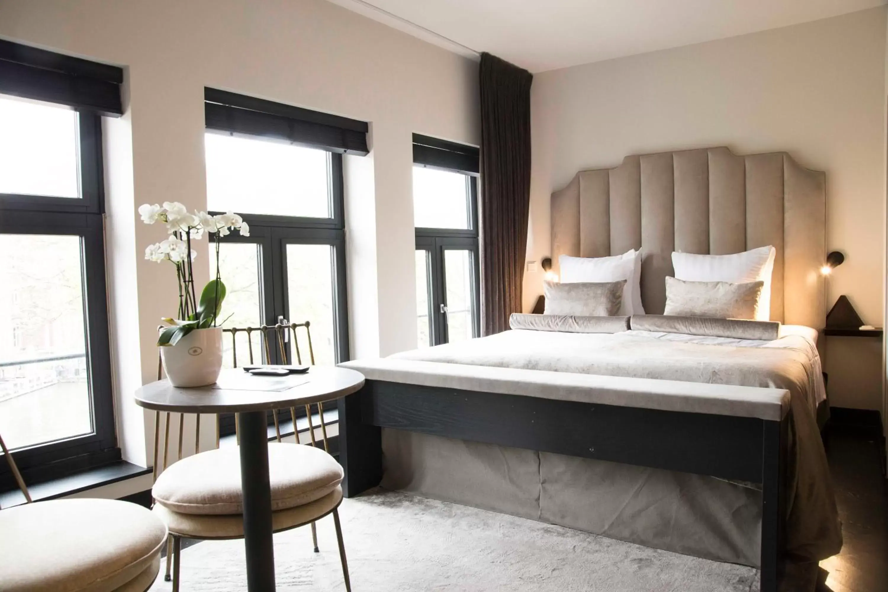 Double Room with Balcony and Terrace in House of Amstel Double Room with Balcony and Terrace in House of Amstel