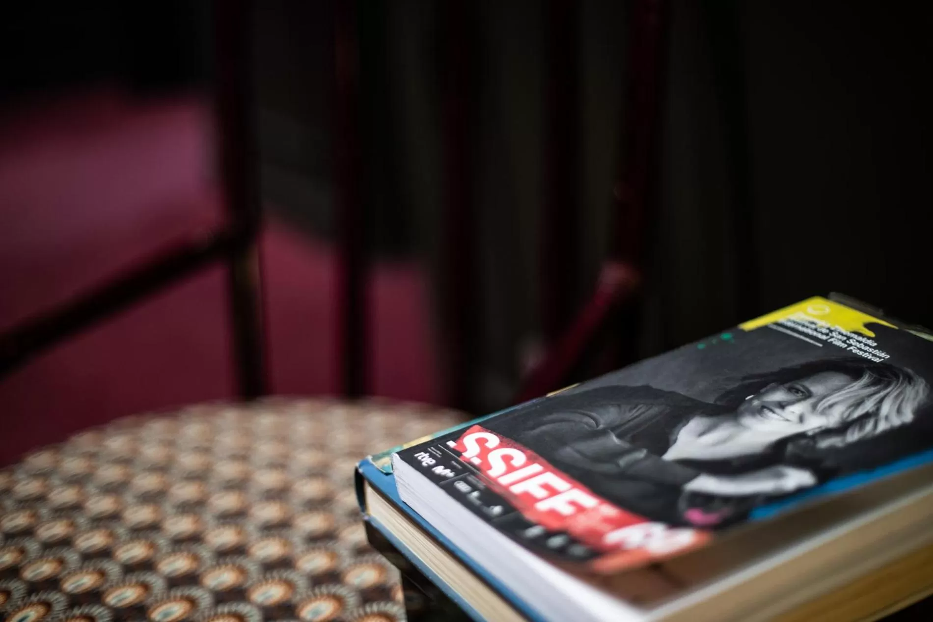 Seating area in Hotel Trueba