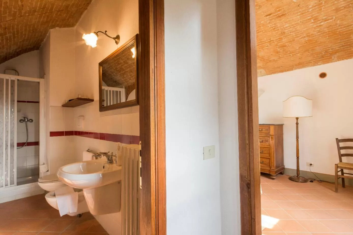 Bathroom in Borgo Bottaia