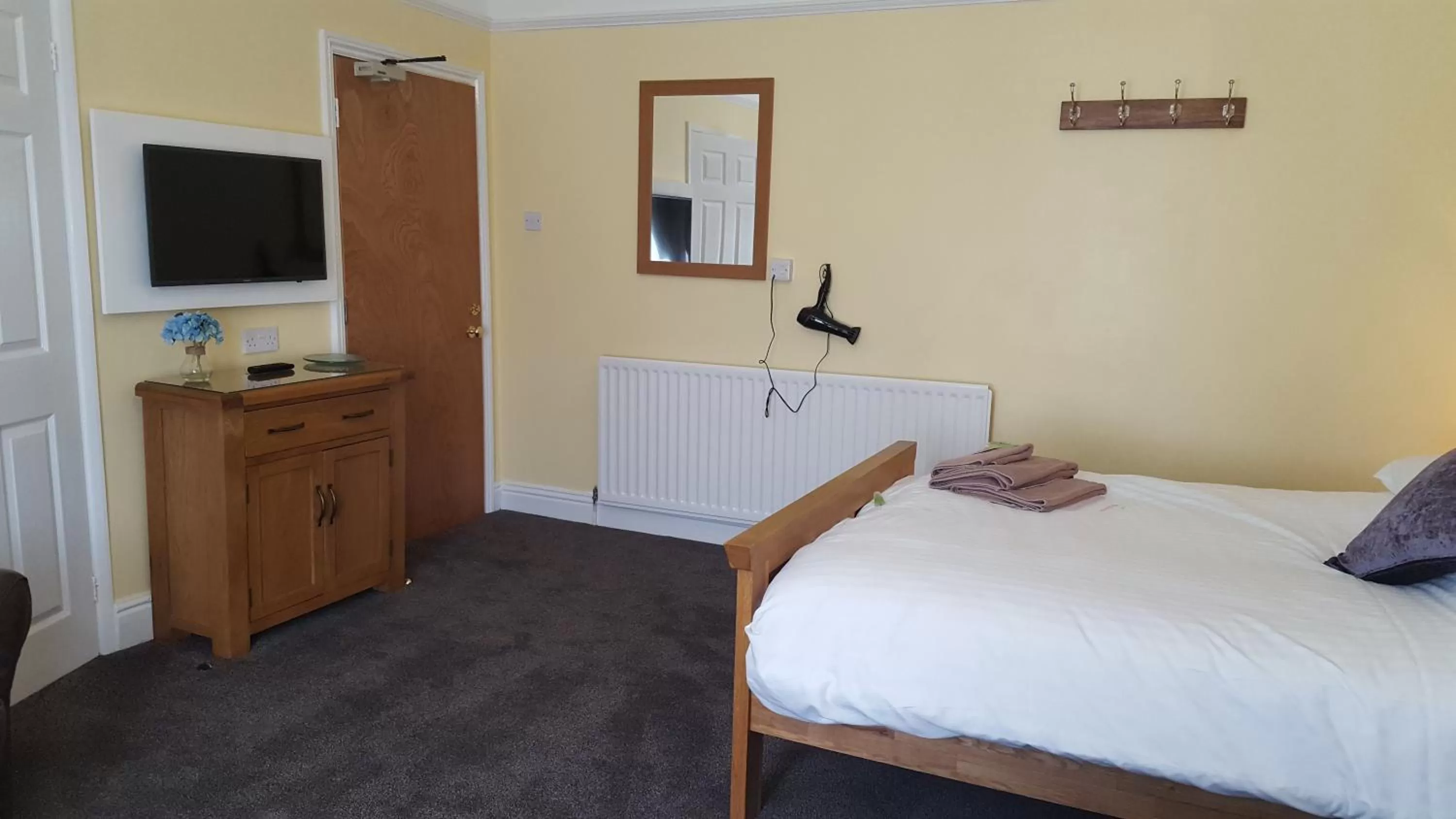 Bed in The Beacon Hotel