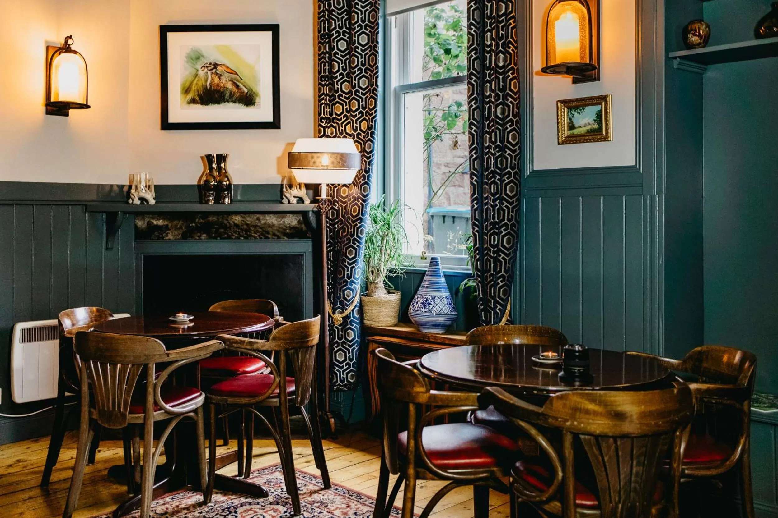 Lounge or bar in Coorie Inn Restaurant and Rooms