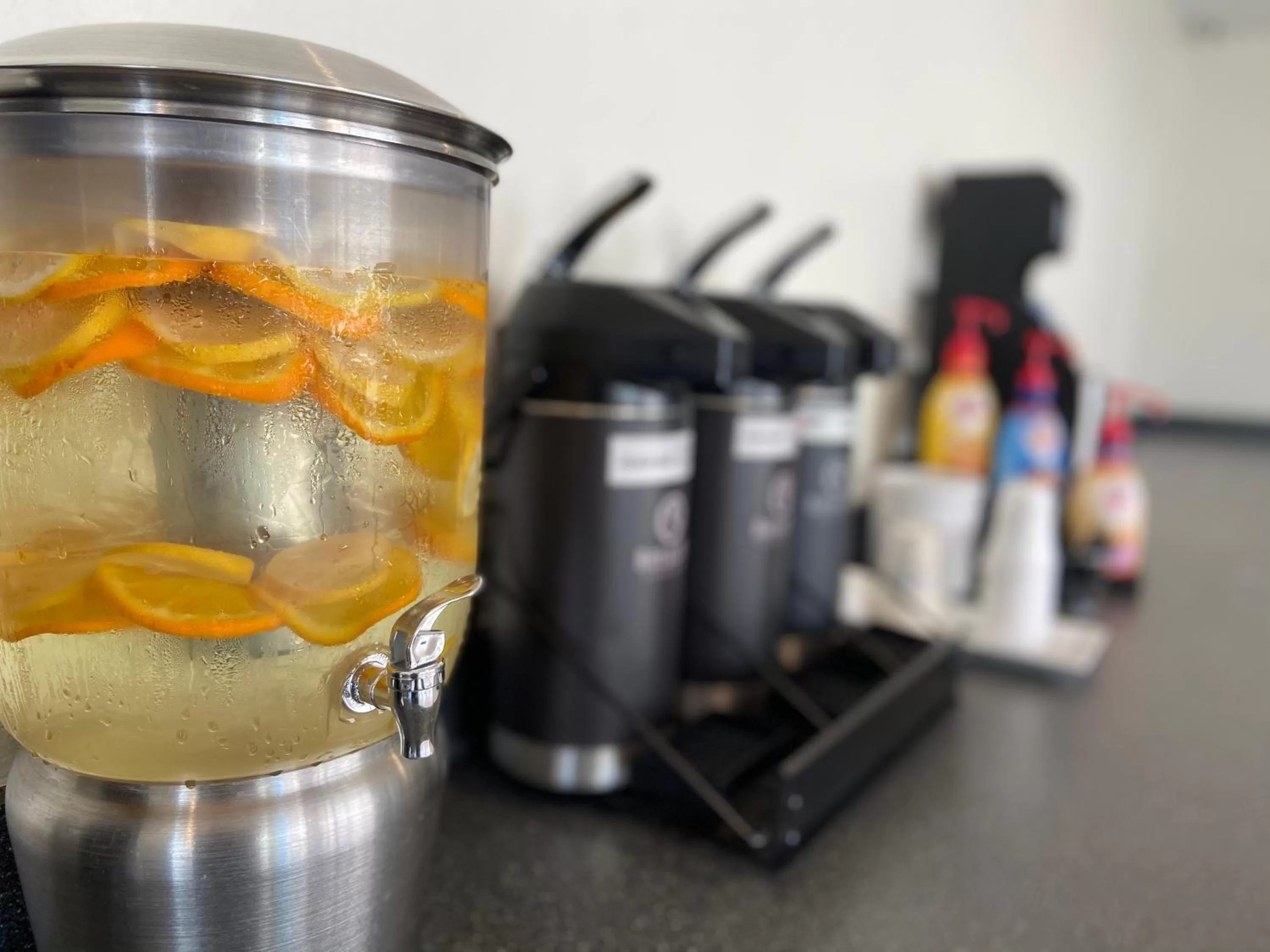 Food and drinks in La Quinta by Wyndham Clearwater Central