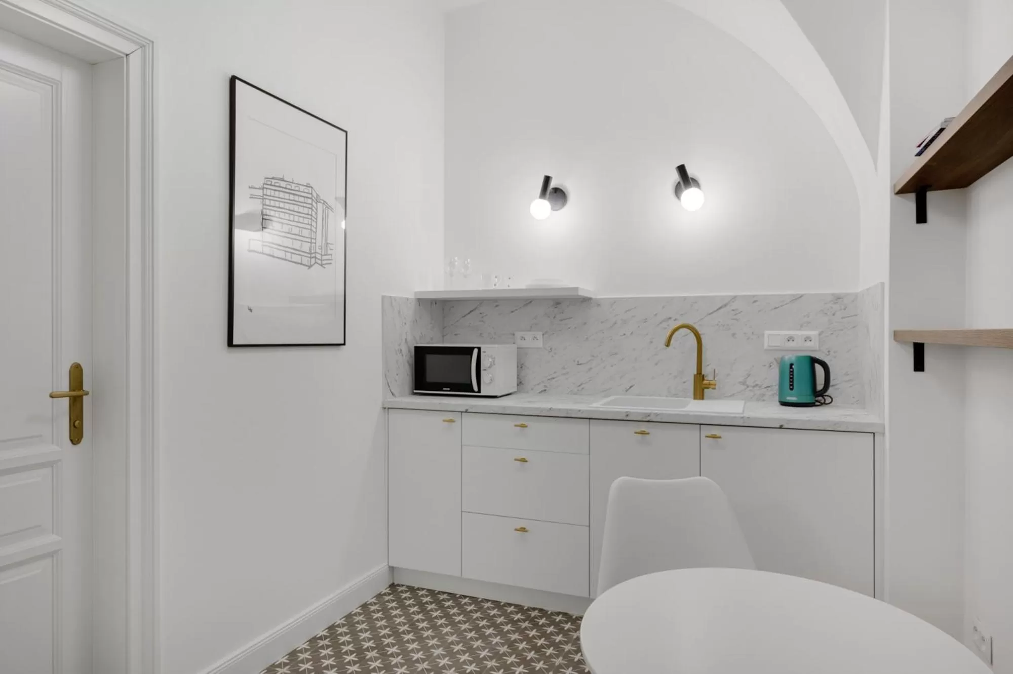 Coffee/tea facilities in Palace Apartments