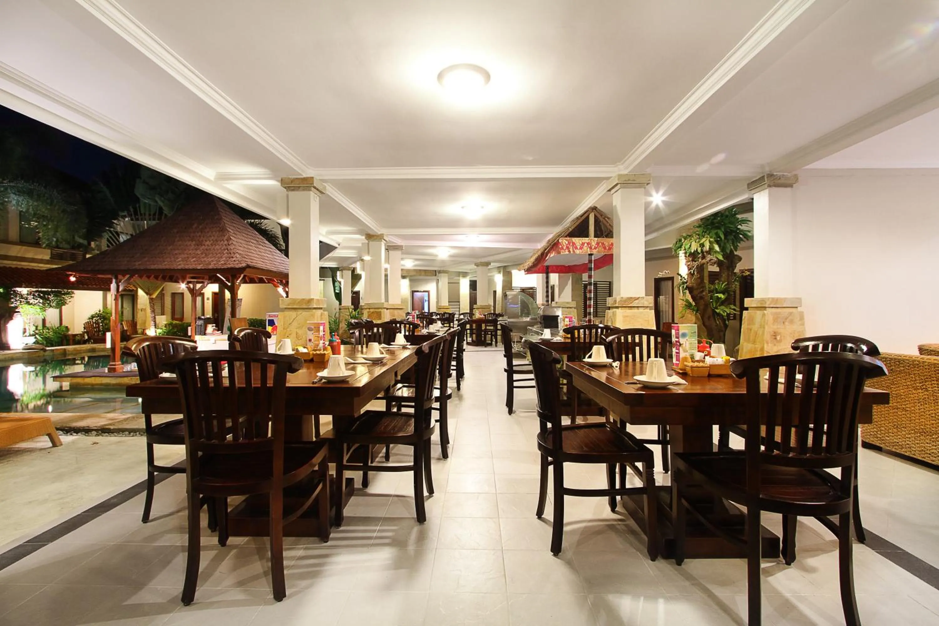 Restaurant/places to eat in The Niche Bali