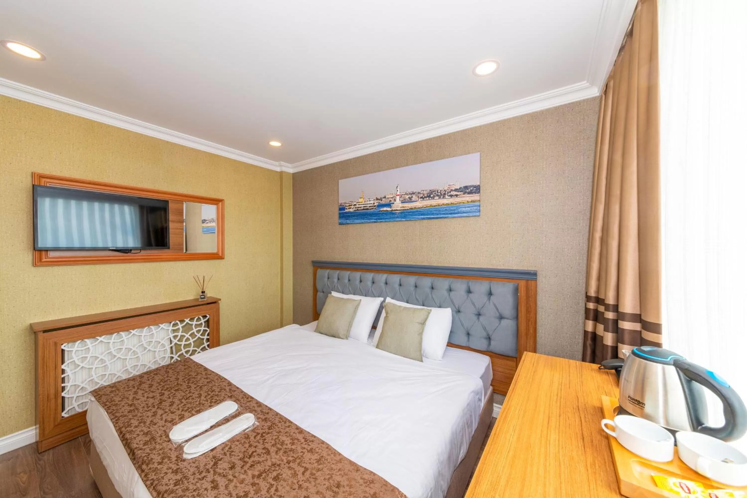 Bed in Golden Sand Hotel