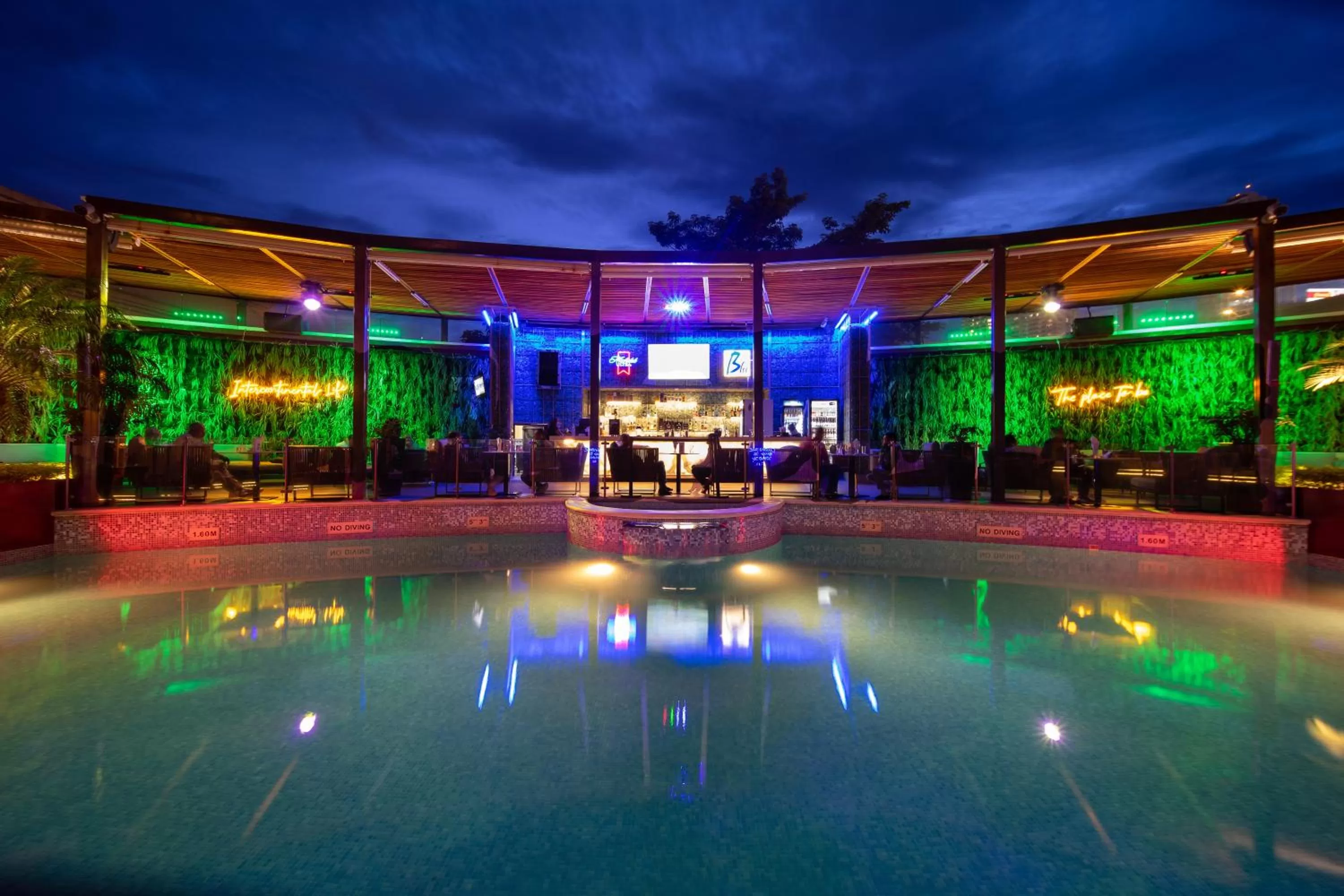 Restaurant/places to eat in InterContinental Tegucigalpa at Multiplaza Mall by IHG