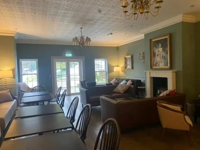 Lounge or bar in New House Country Hotel