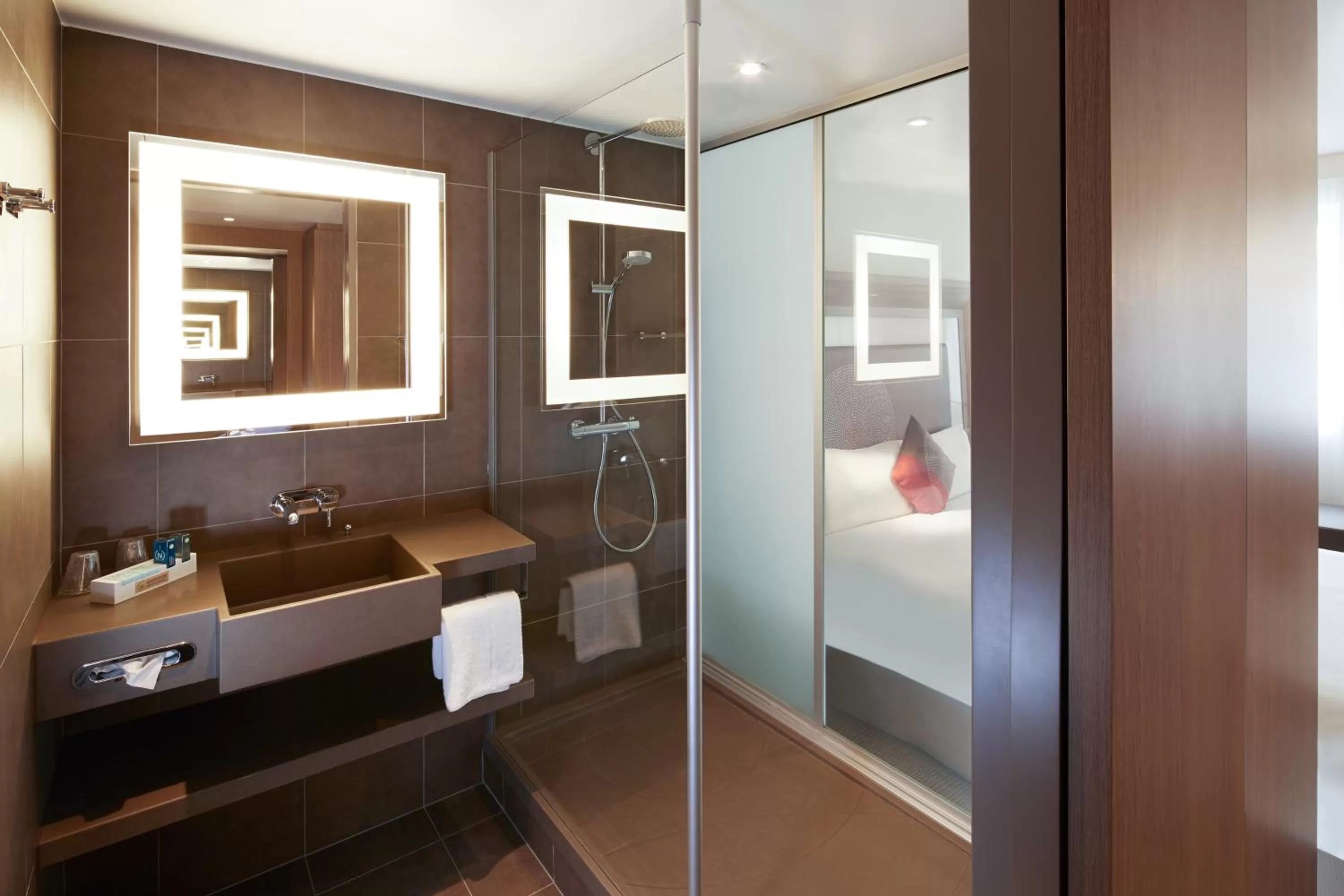 Bathroom in Novotel London Blackfriars