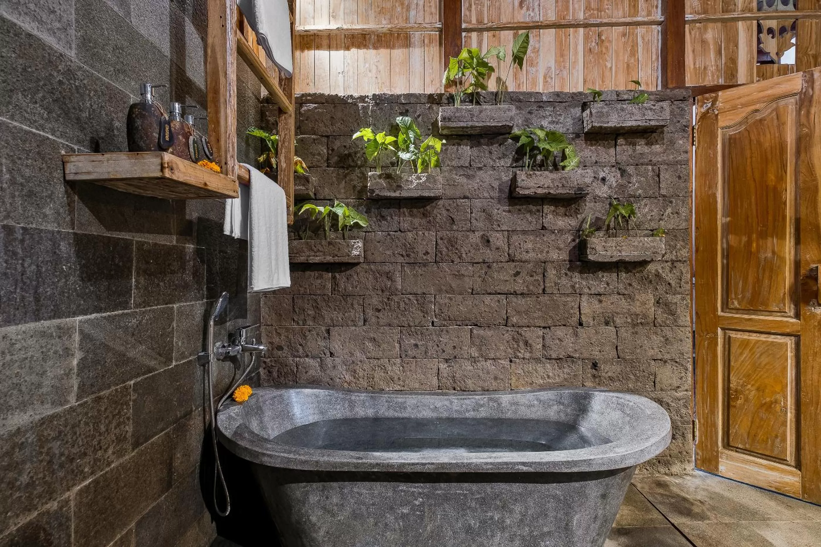 Bathroom in Joglo Organik Guesthouse