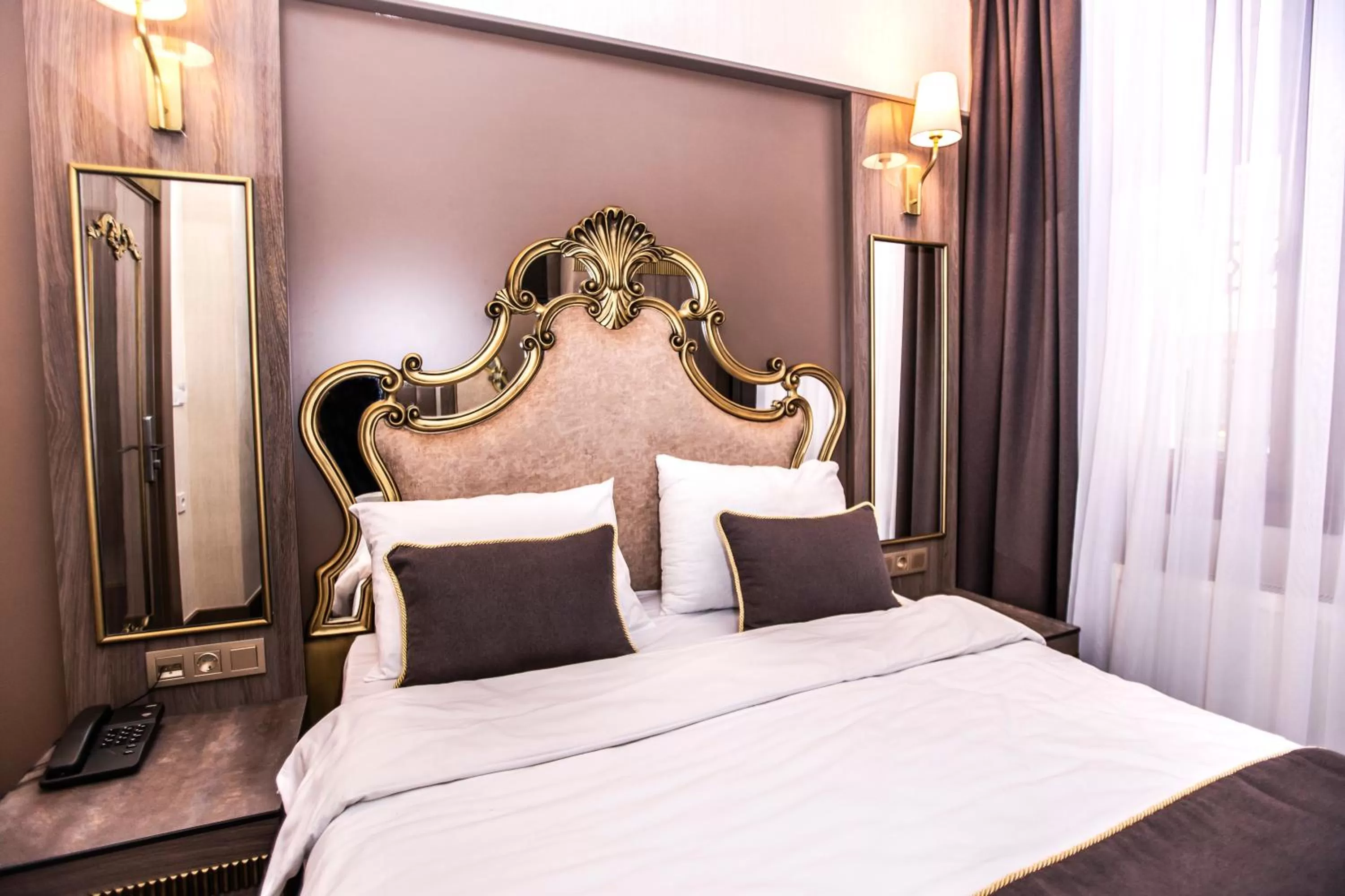 People, Bed in Dara Old City Hotel