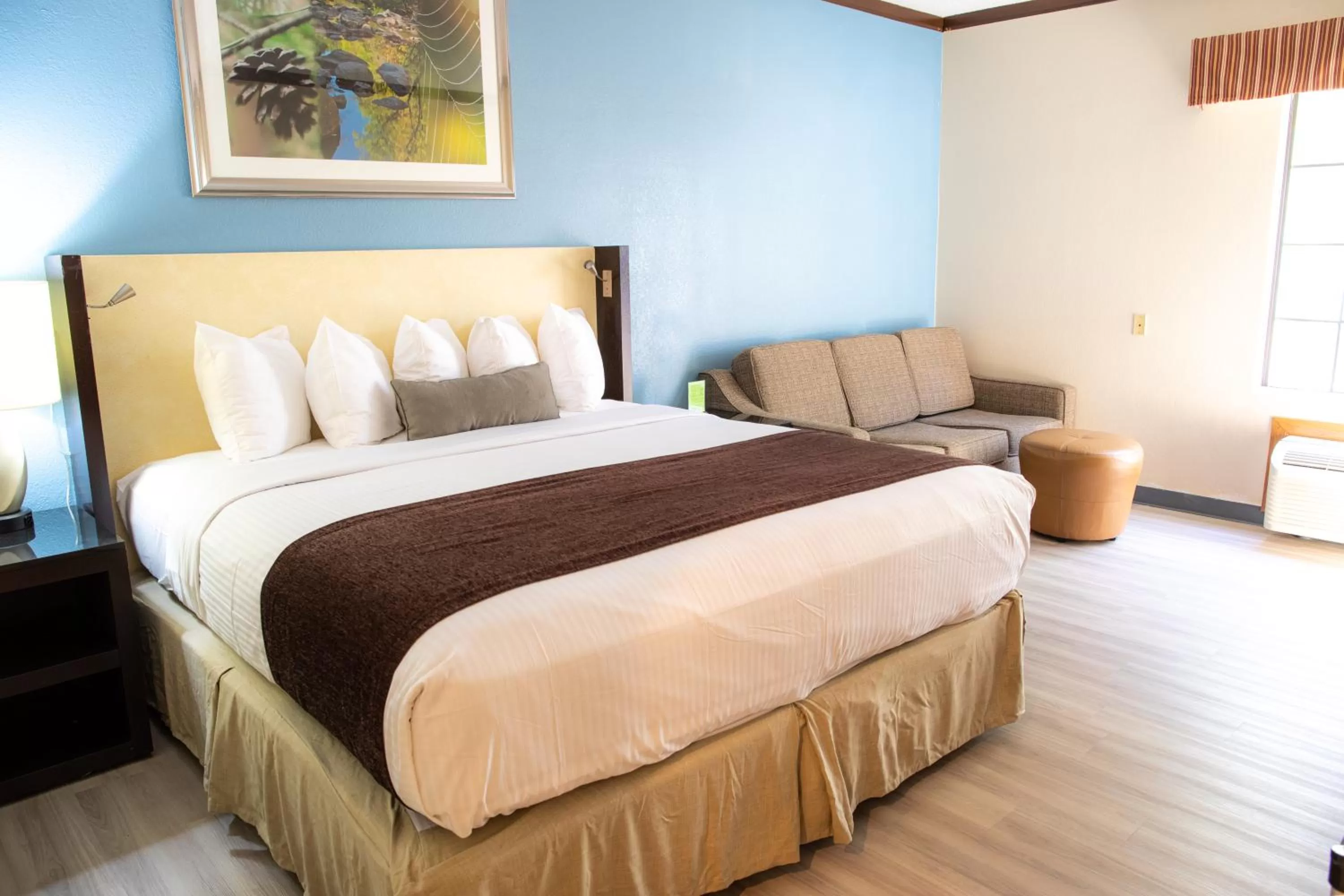 Bed in Baymont by Wyndham Hinesville Fort Stewart Area