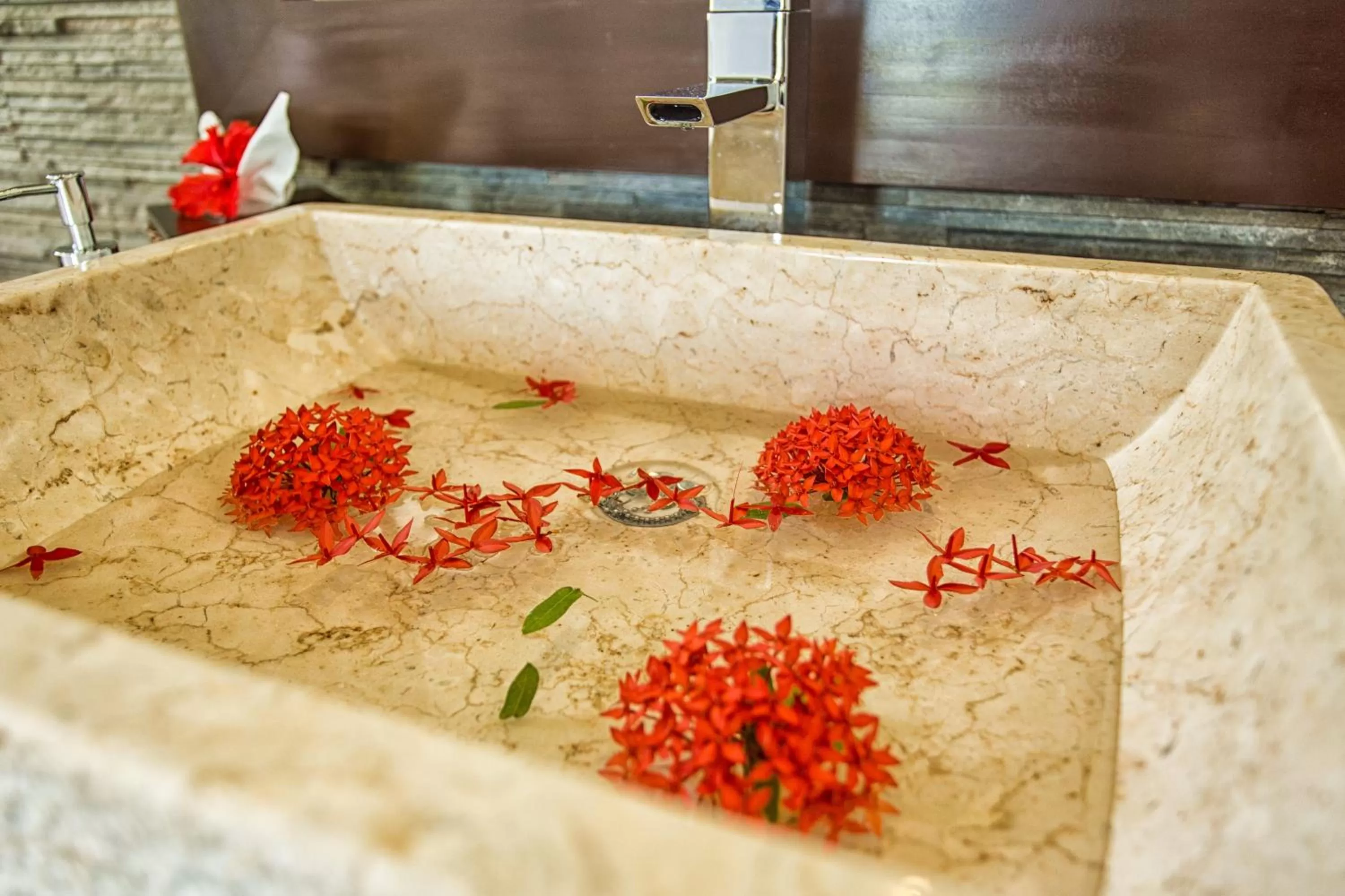 Bathroom in Wild Orchid