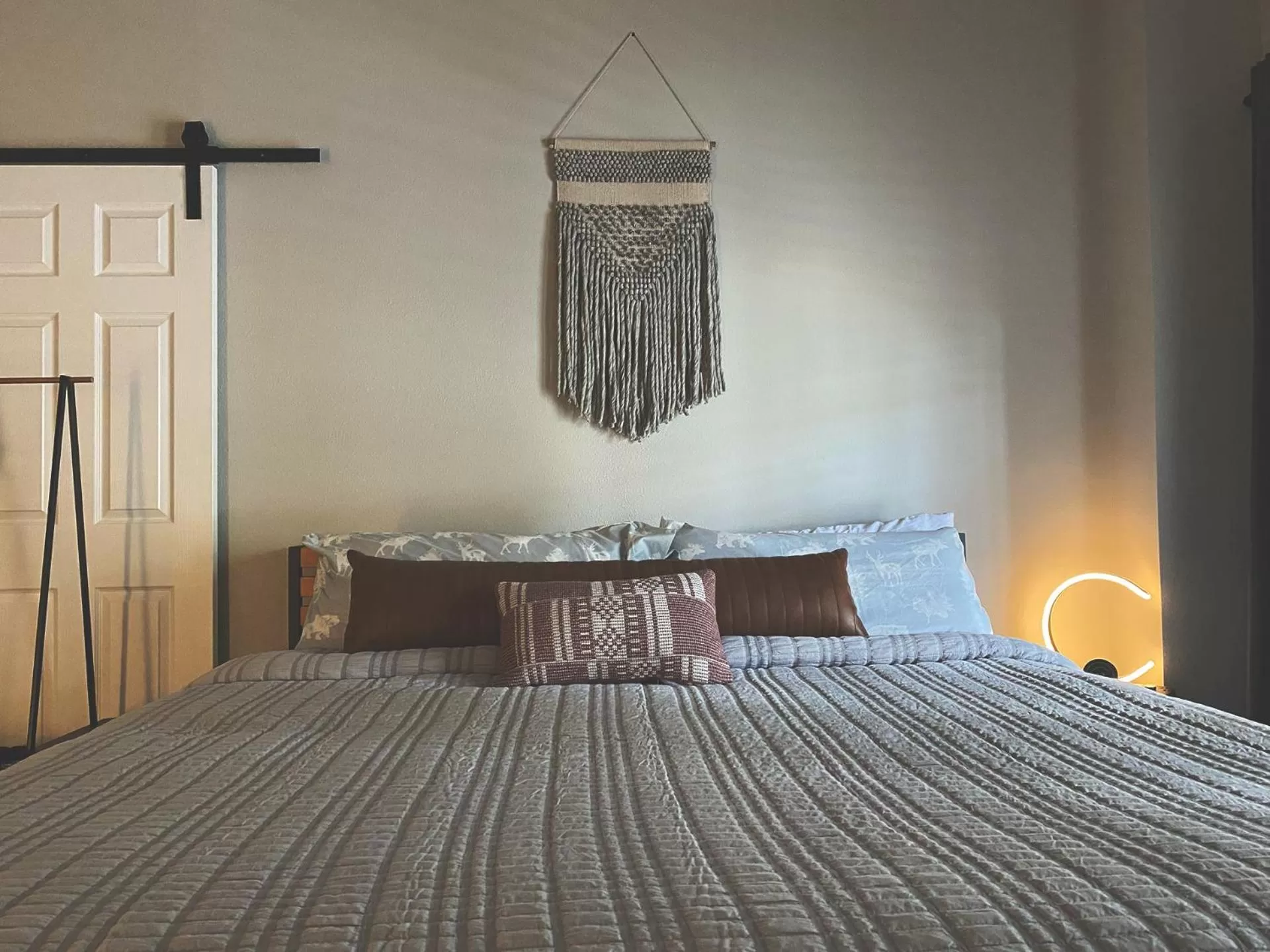 Bed in Winter Park Chateau