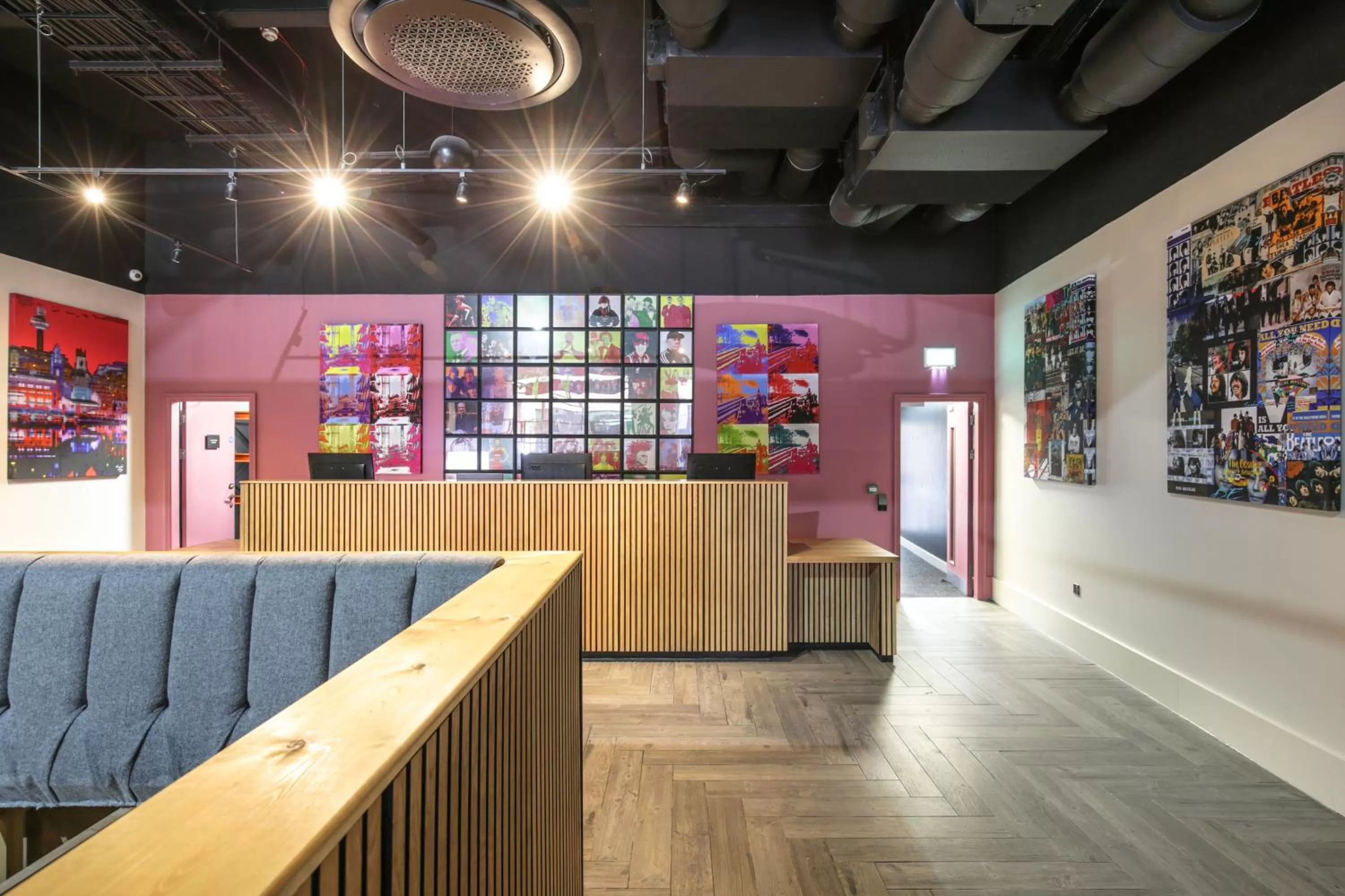 Lobby or reception in Ropewalks Hotel