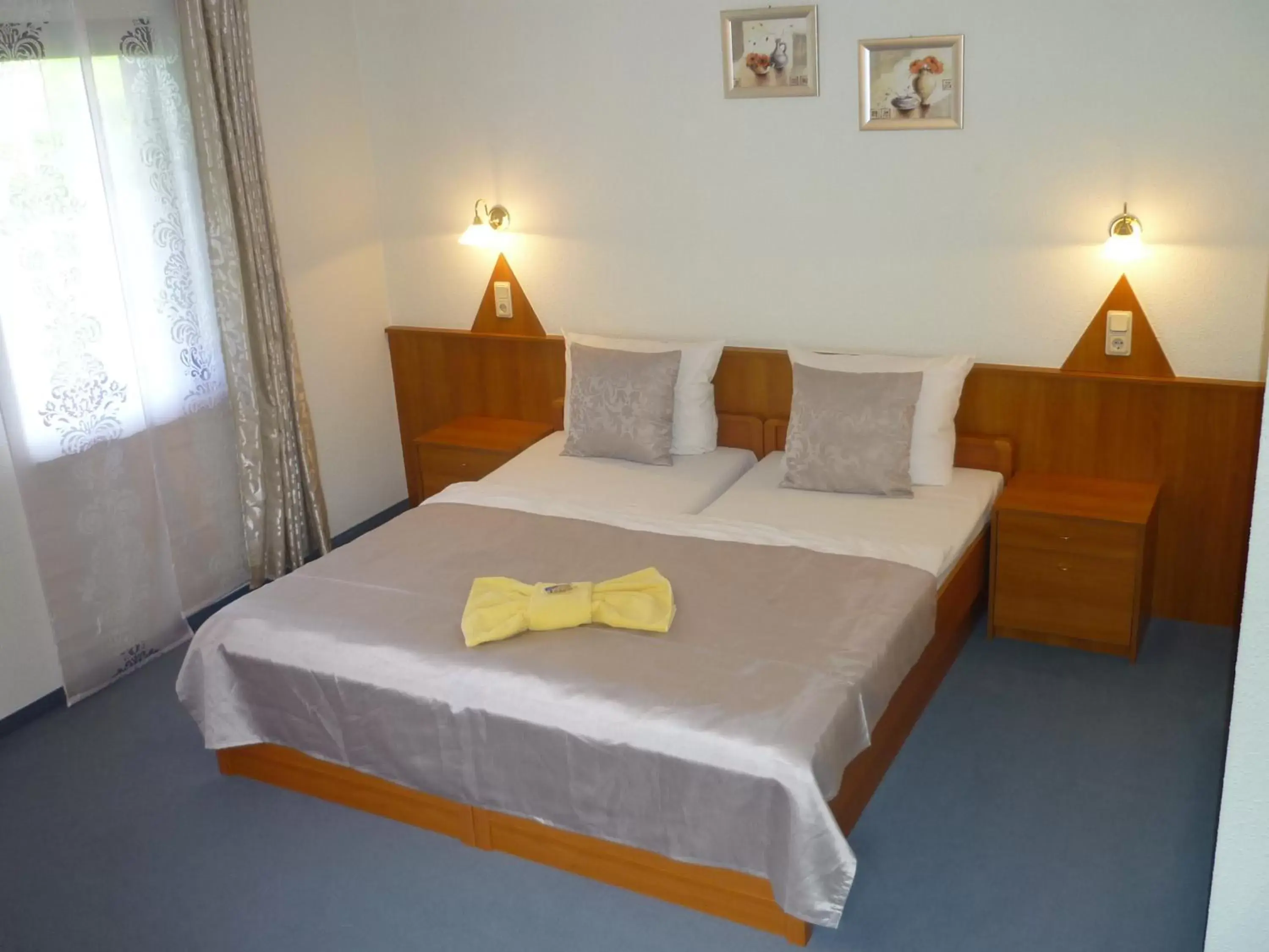 Double or Twin Room in Willmersdorfer Hof Double or Twin Room in Willmersdorfer Hof