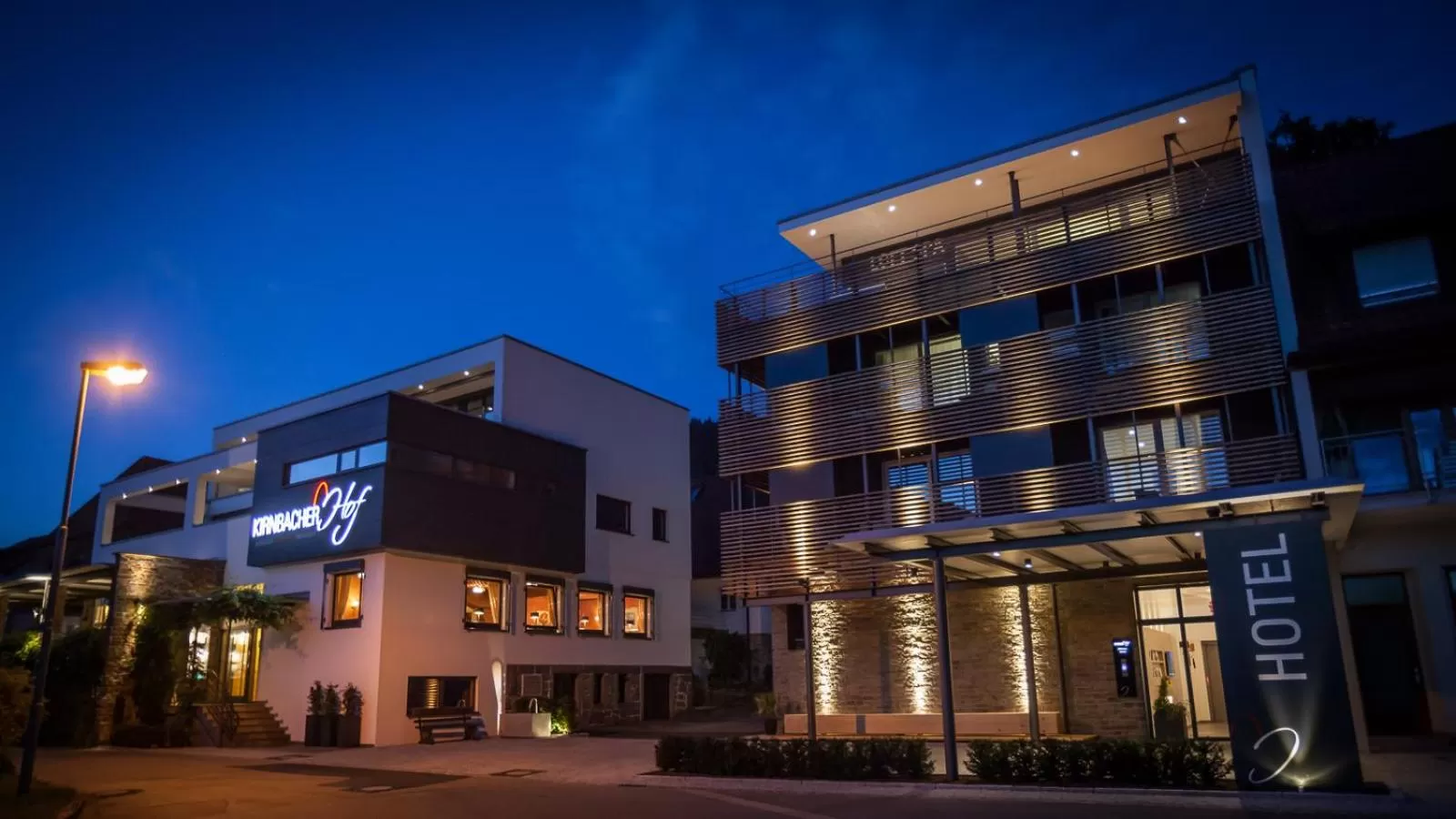 Facade/entrance in Bollenhuthotel Kirnbacher Hof
