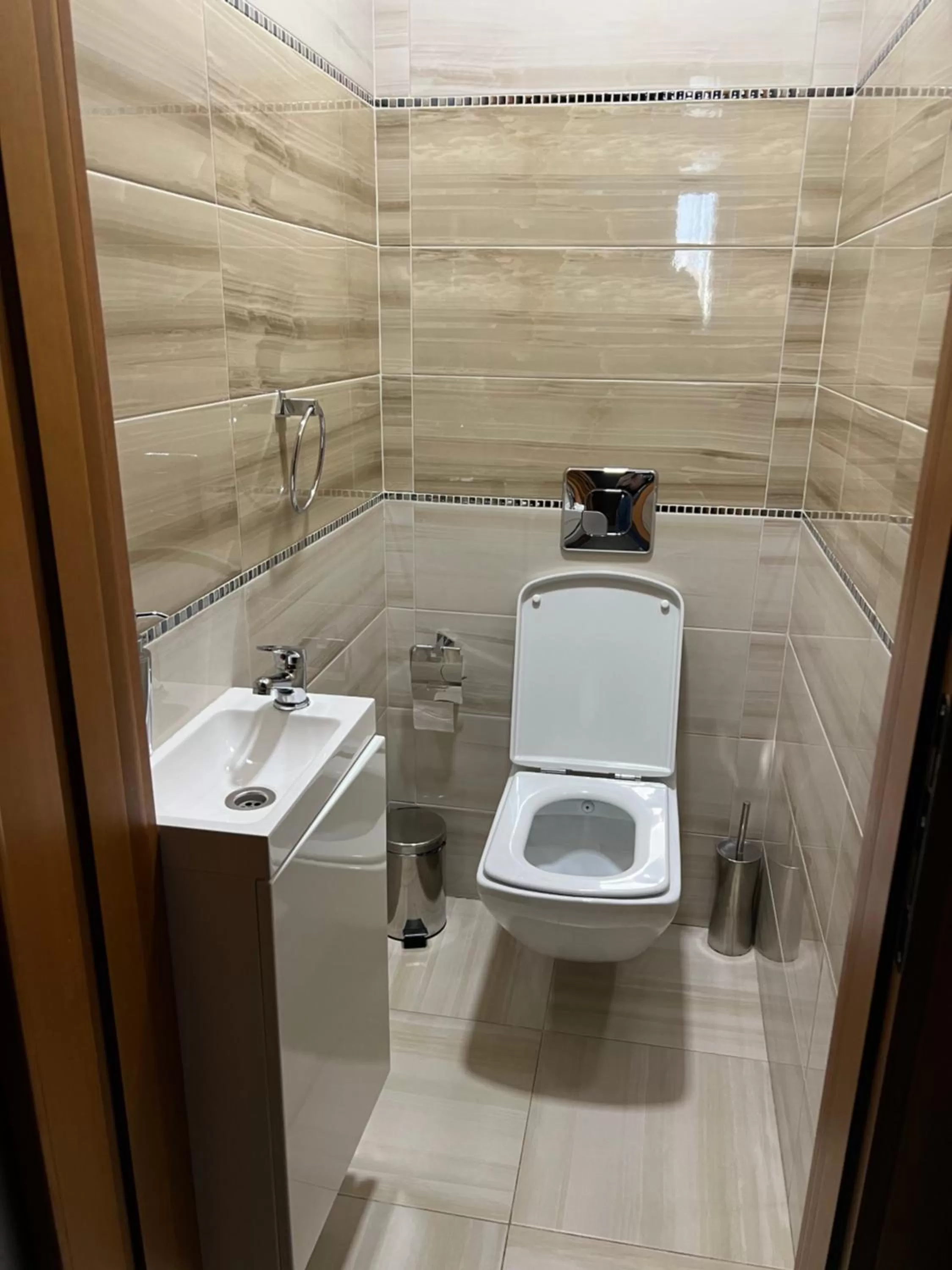 Bathroom in Elite Hotel