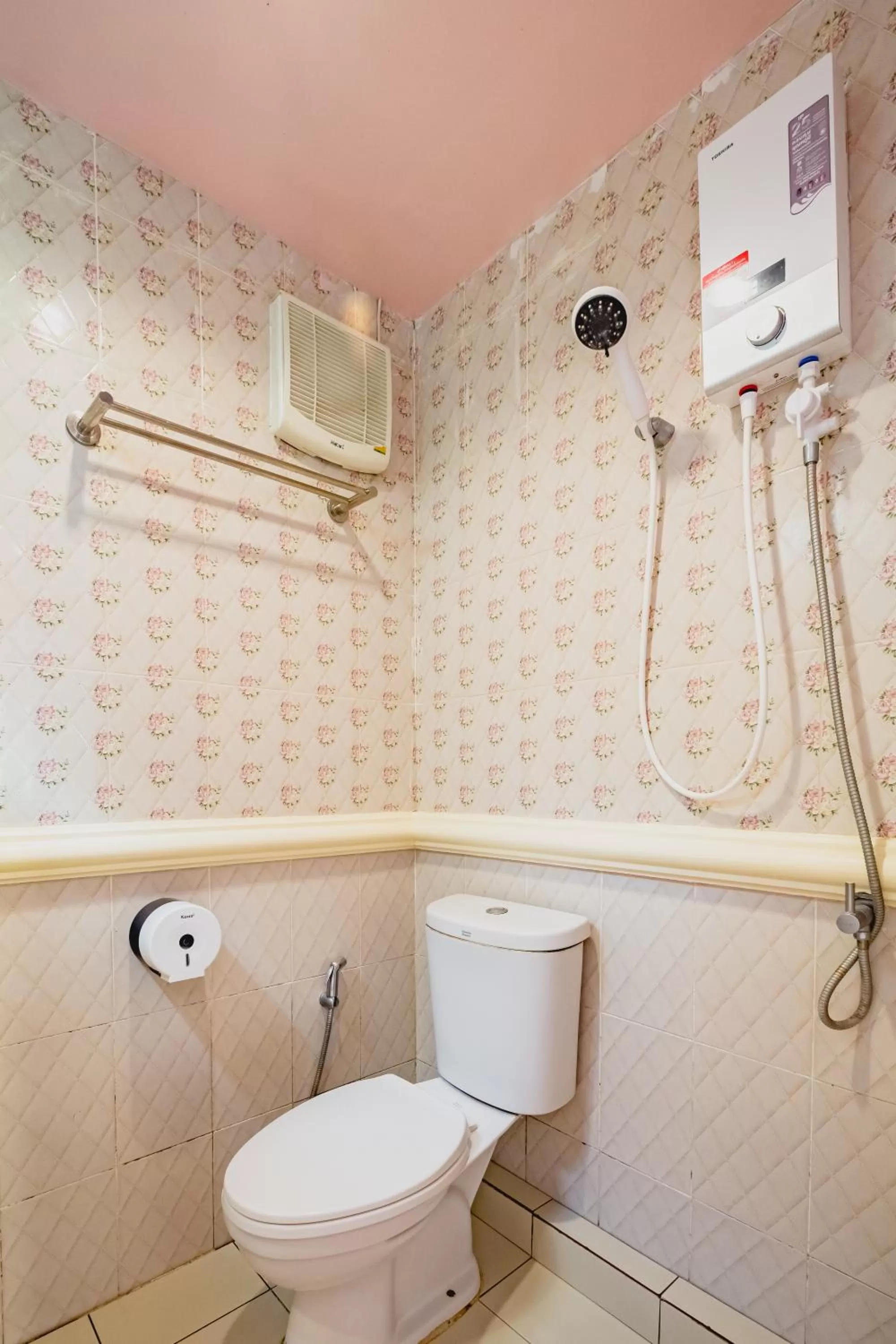 Bathroom in Sakarin Valley Resort