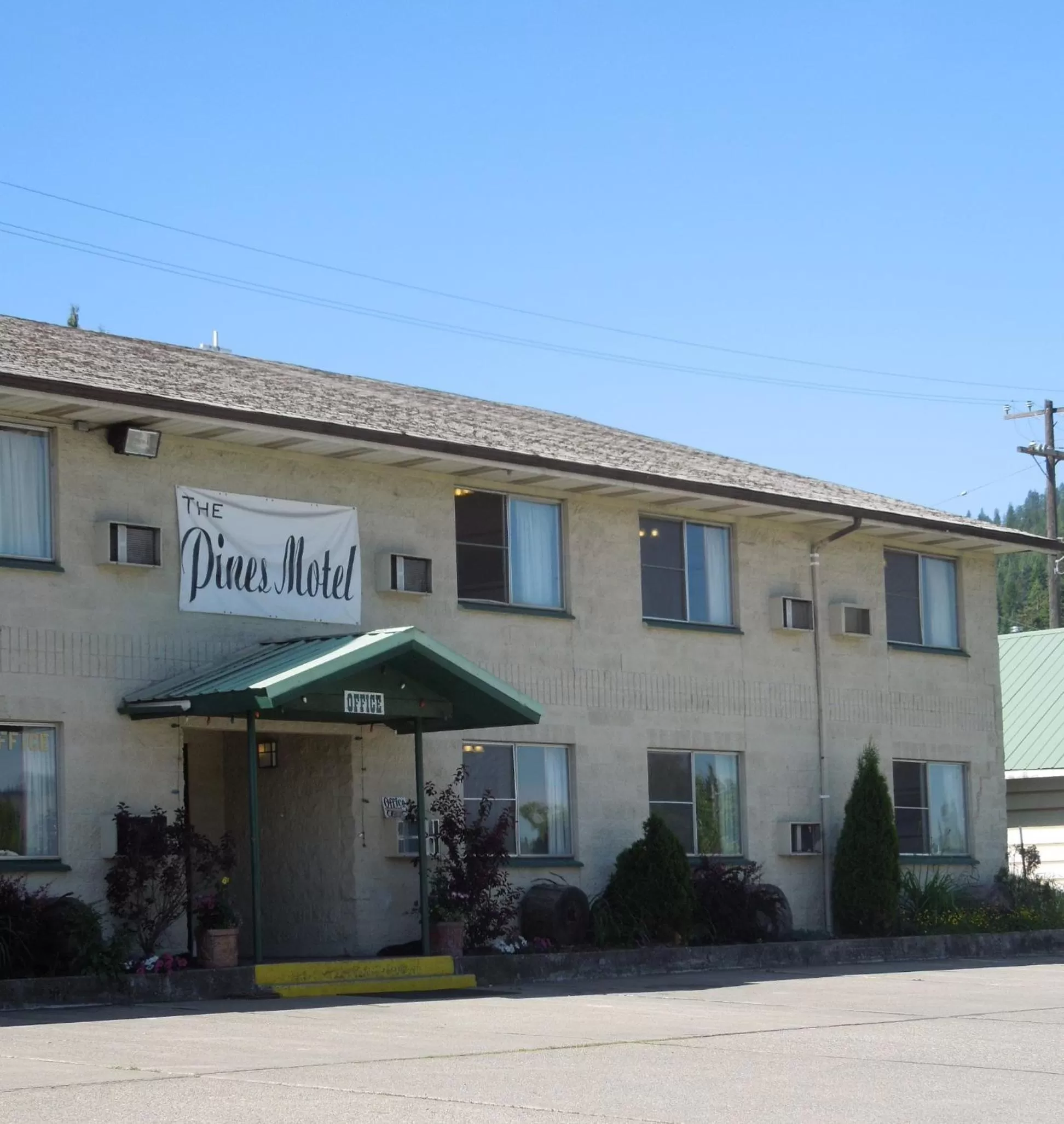 The Pines Motel