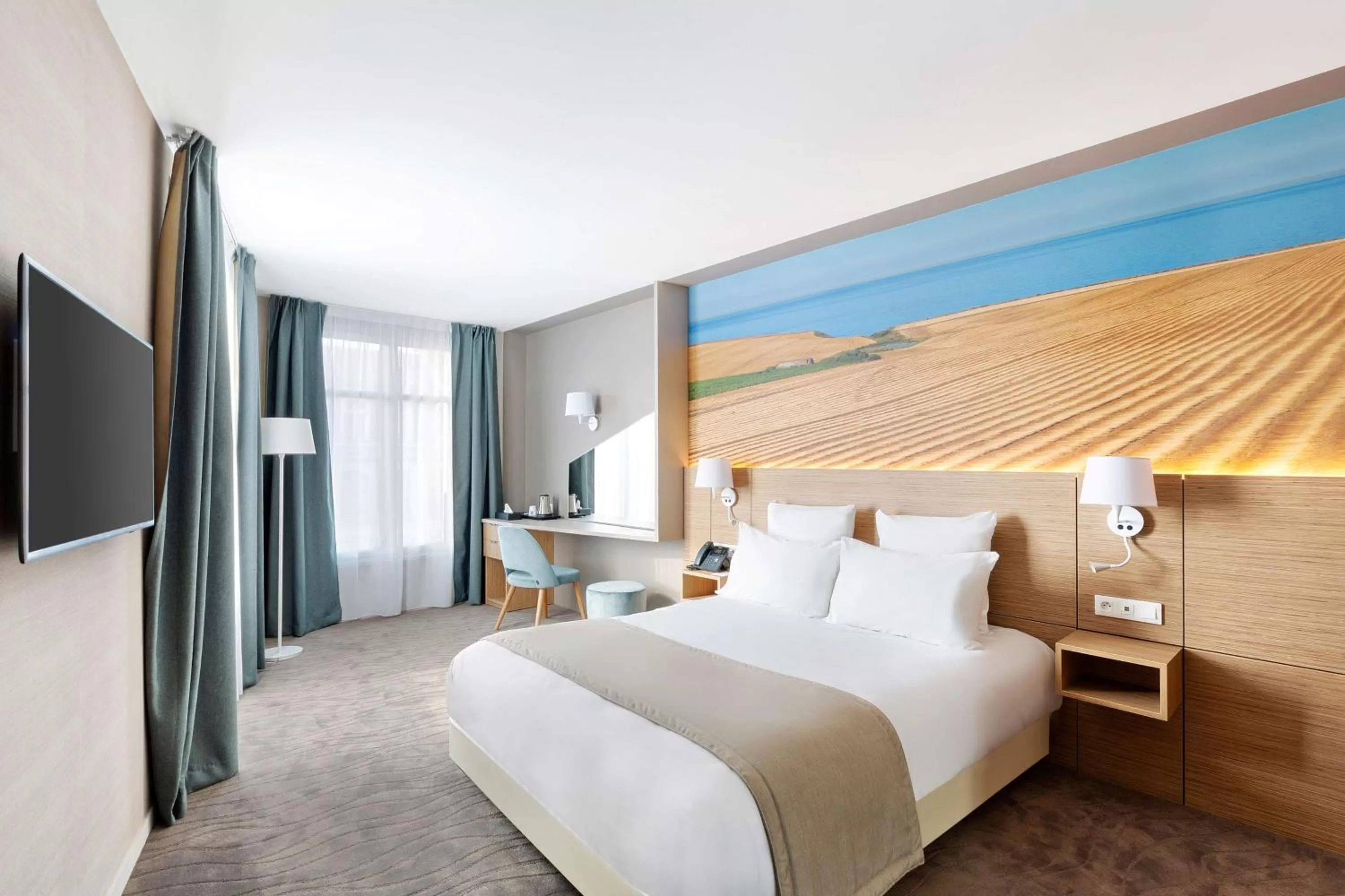 Photo of the whole room, Bed in Best Western Le Beffroi