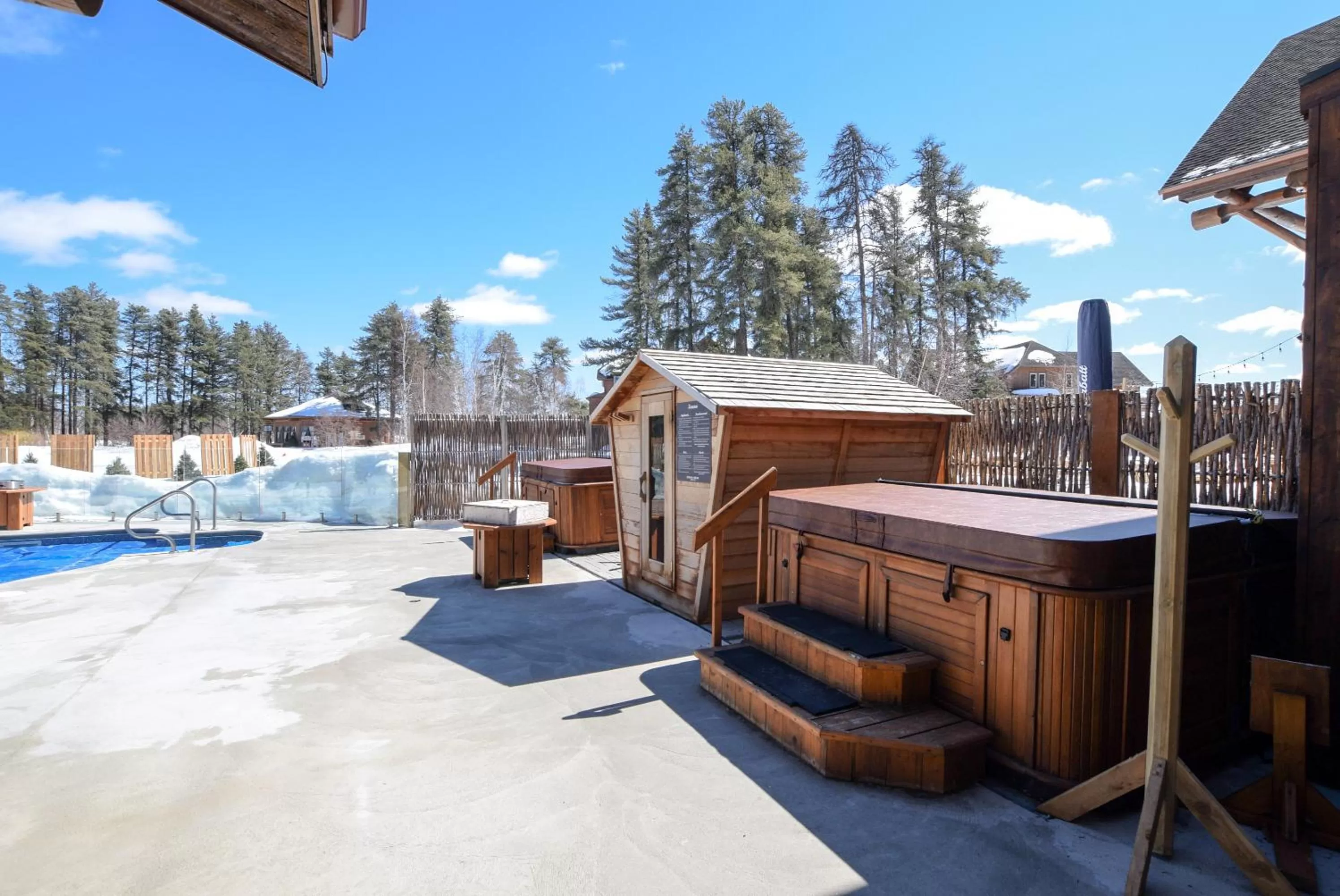 Les Condos Du Lac Taureau- Rooms & Condos