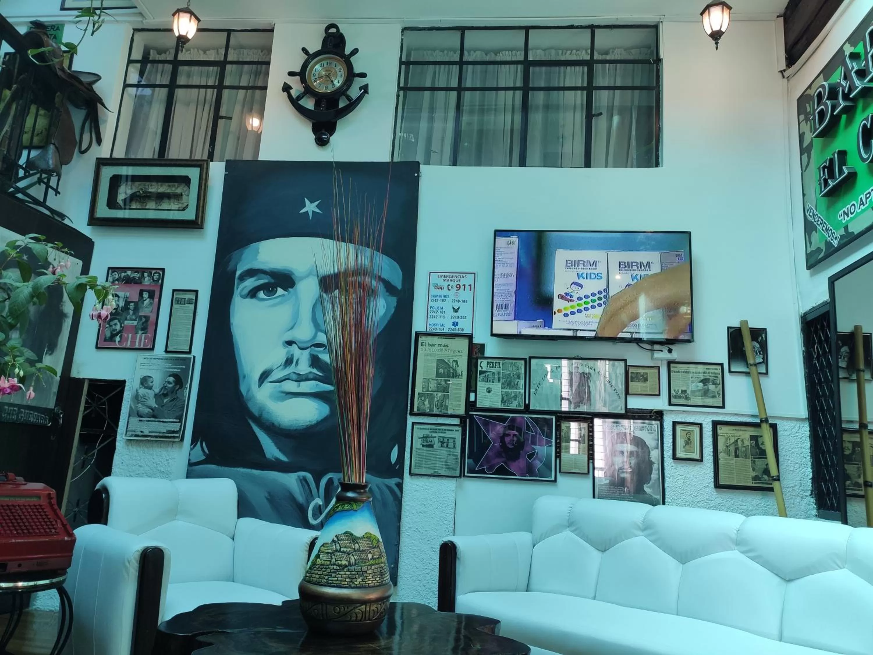 Seating Area in Hotel el Che No apto para corruptos