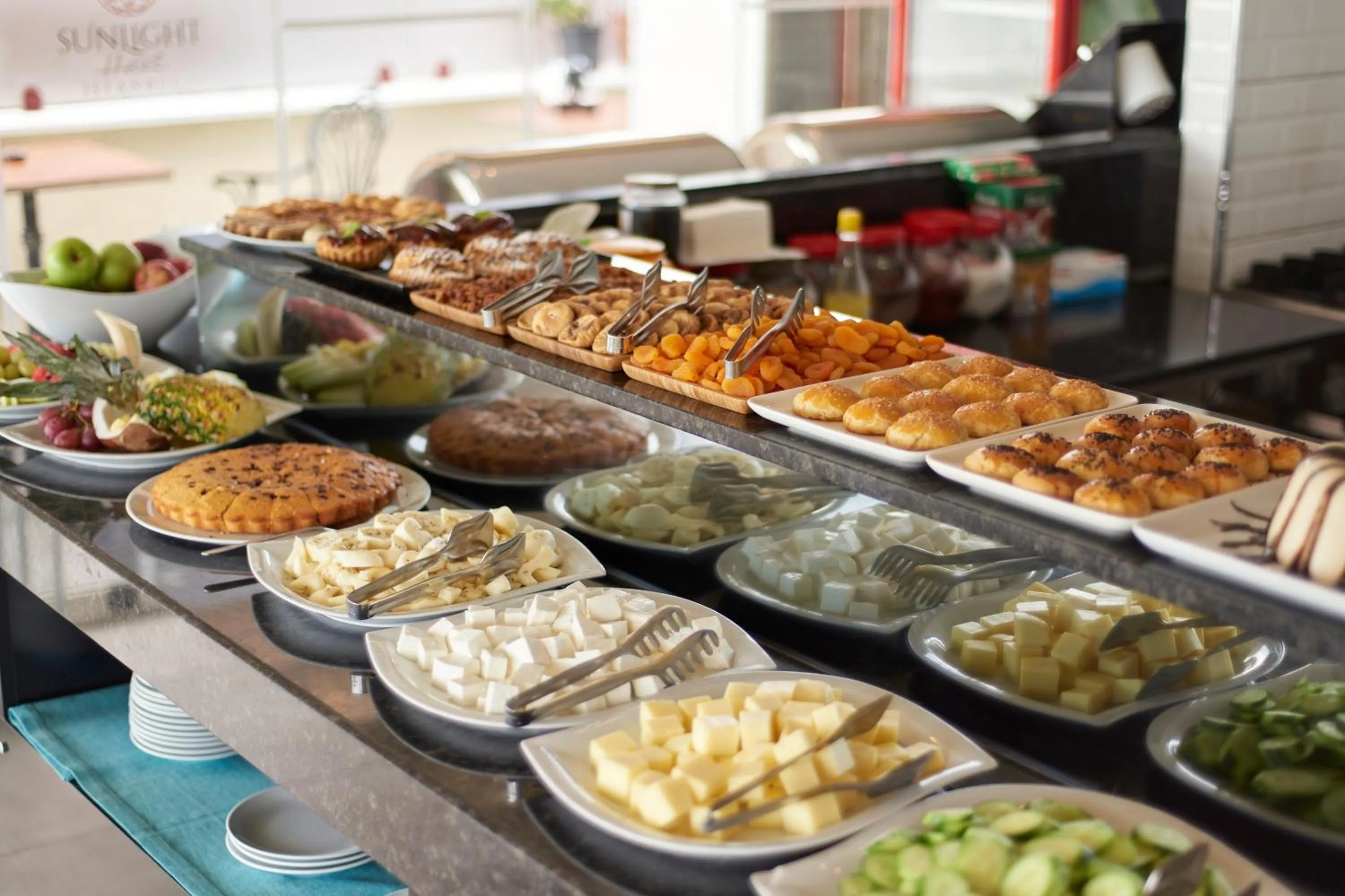 Buffet breakfast in Sunlight Hotel