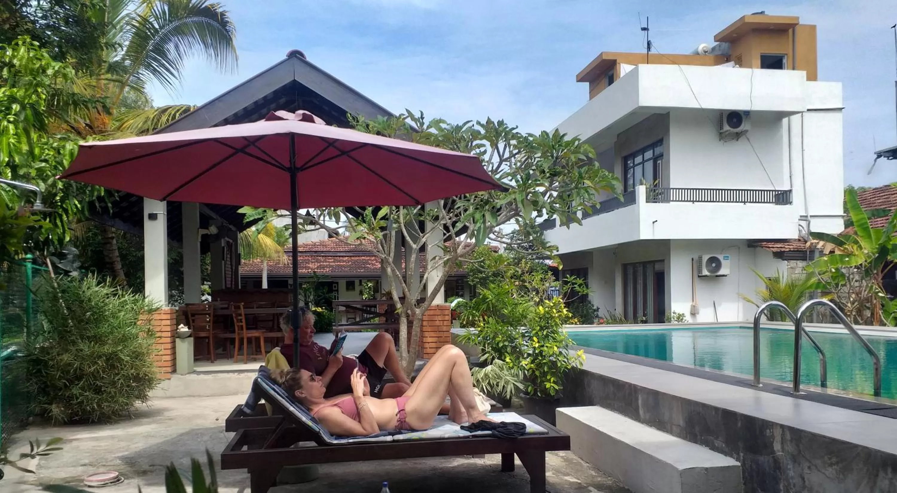 Seating area, Swimming Pool in Green Wood Villa Negombo