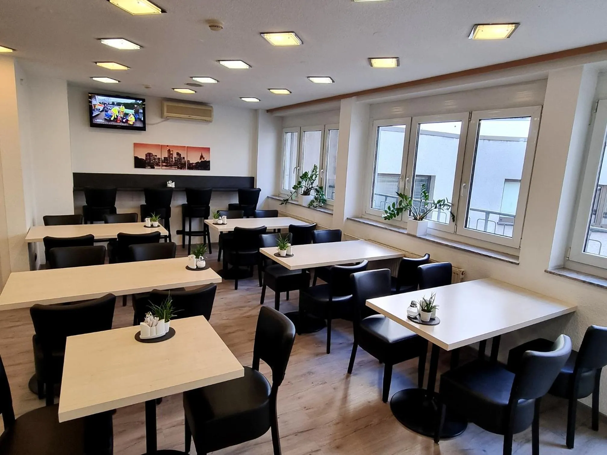 Breakfast in Adler Hotel Frankfurt