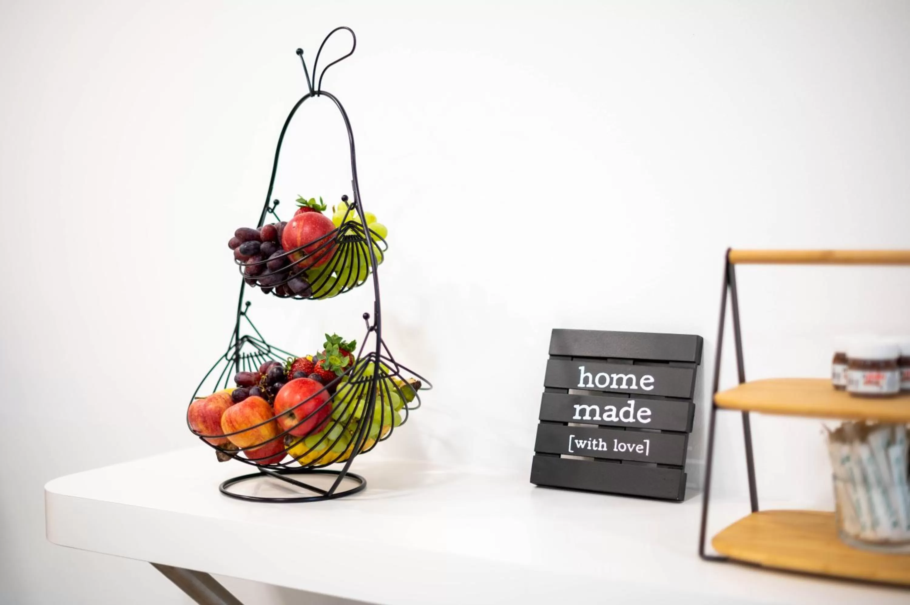 Food and drinks in SHOME Hotel Graz I Self-Check-In I Free Parking