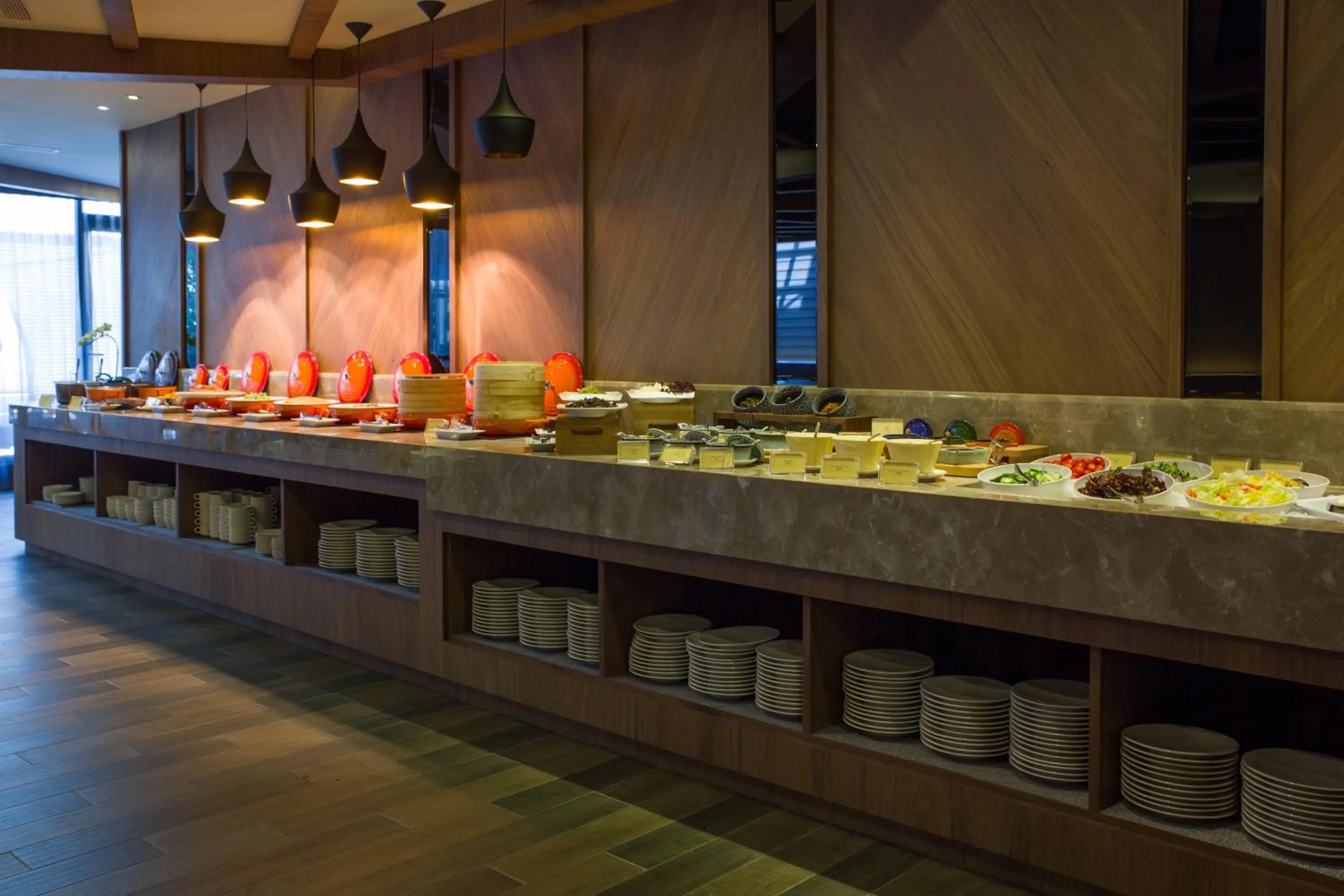 Restaurant/places to eat in Hotel In