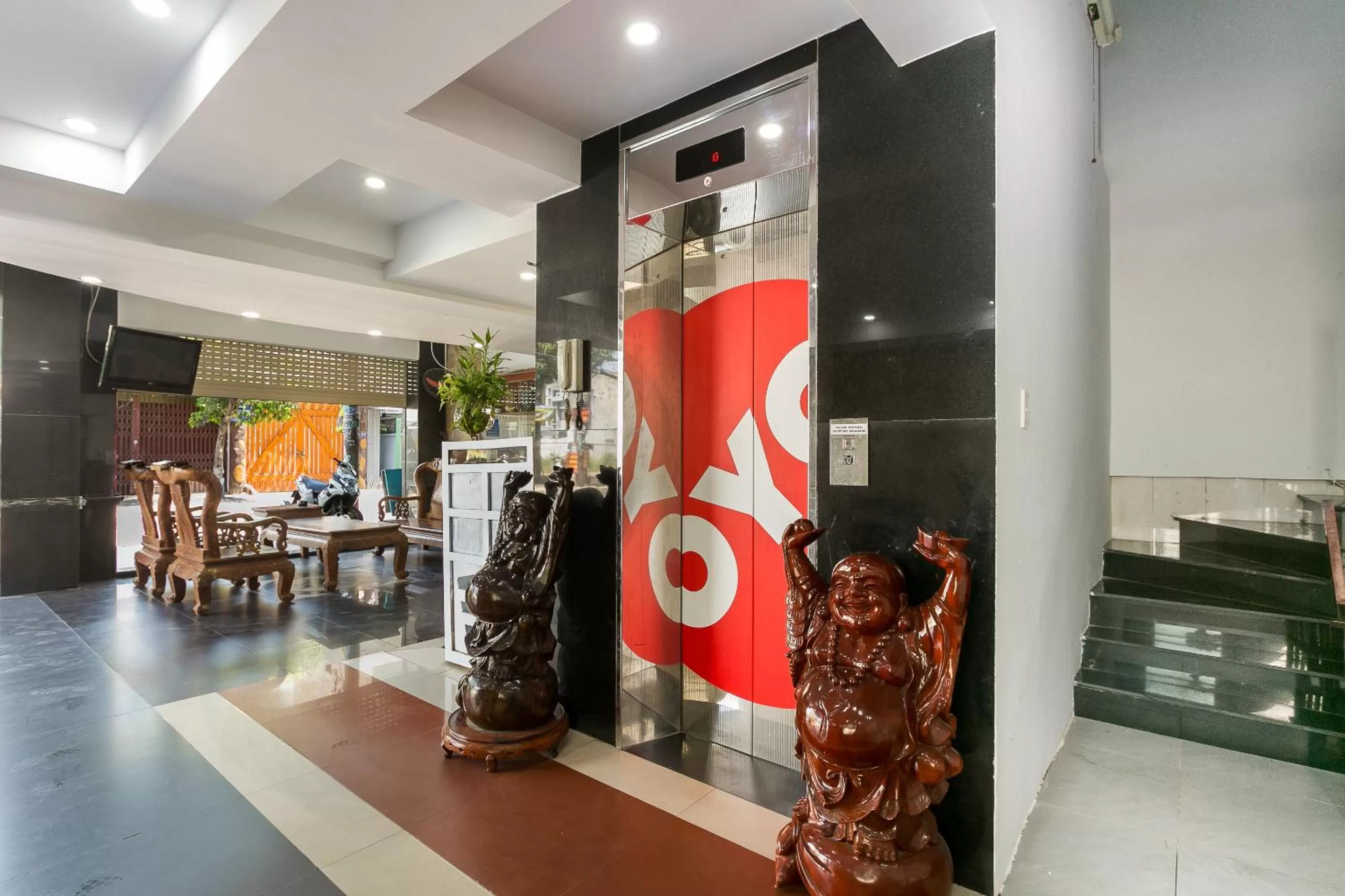 Lobby or reception in Song Xanh Hotel near SECC - FV