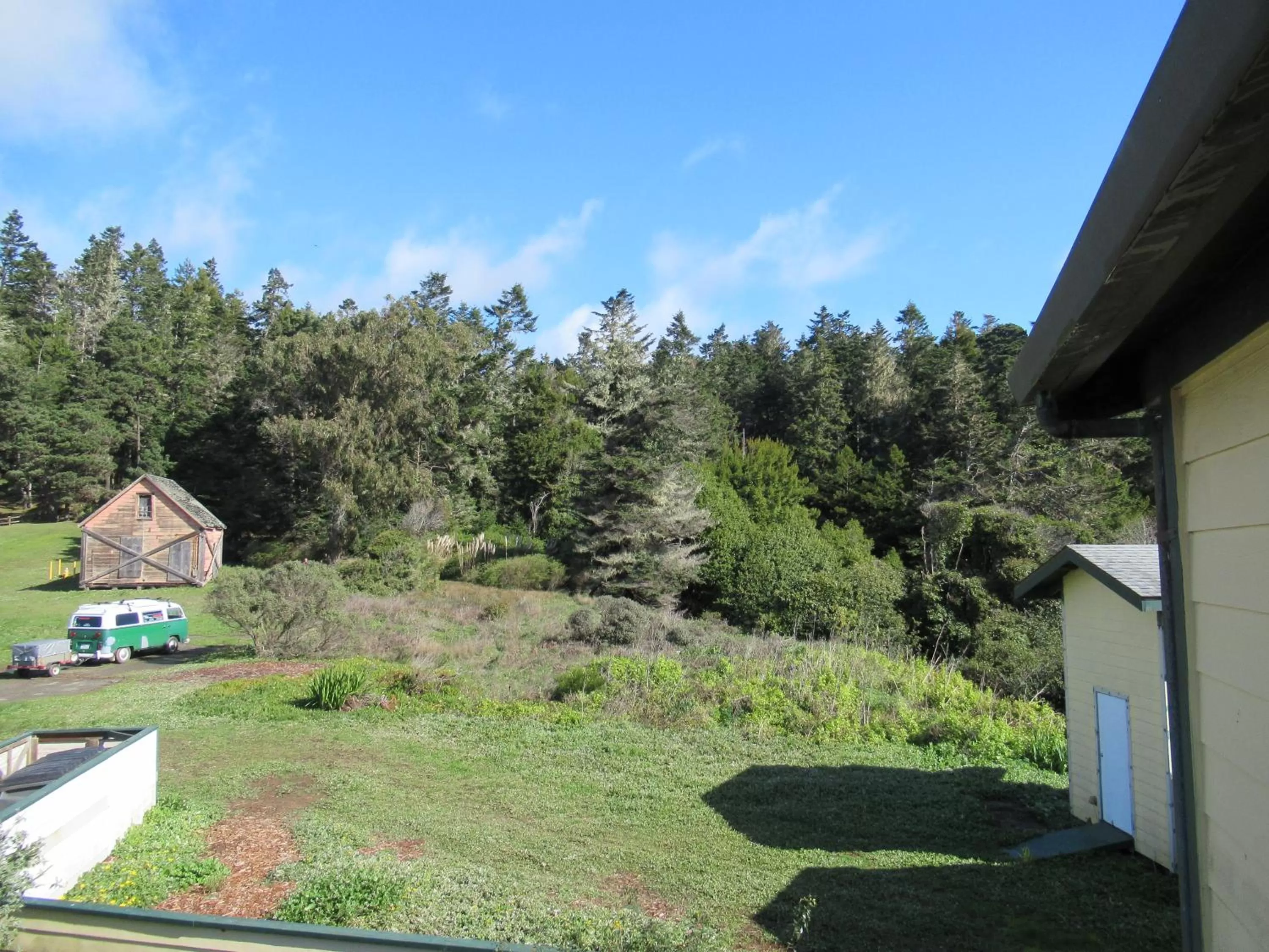 Pets in Gualala Country Inn