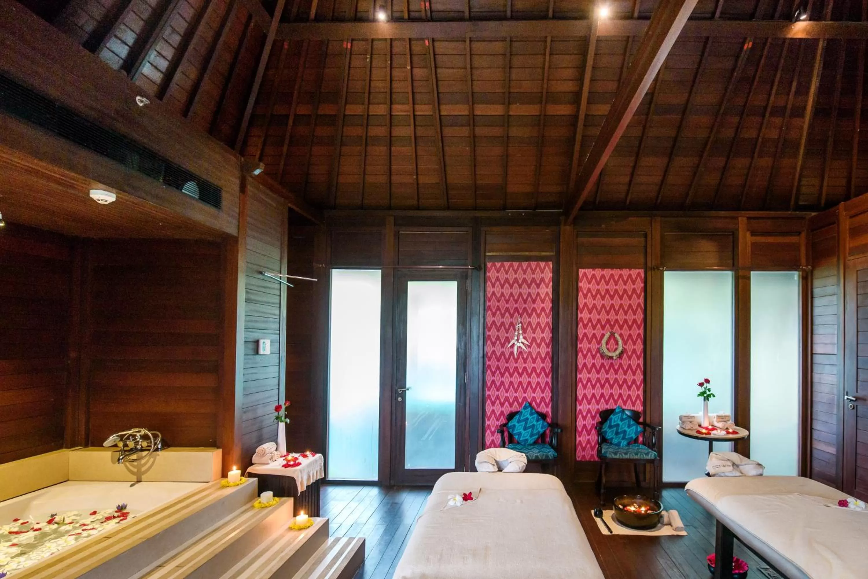 Massage, Bed in Novotel Goa Resort & Spa Candolim