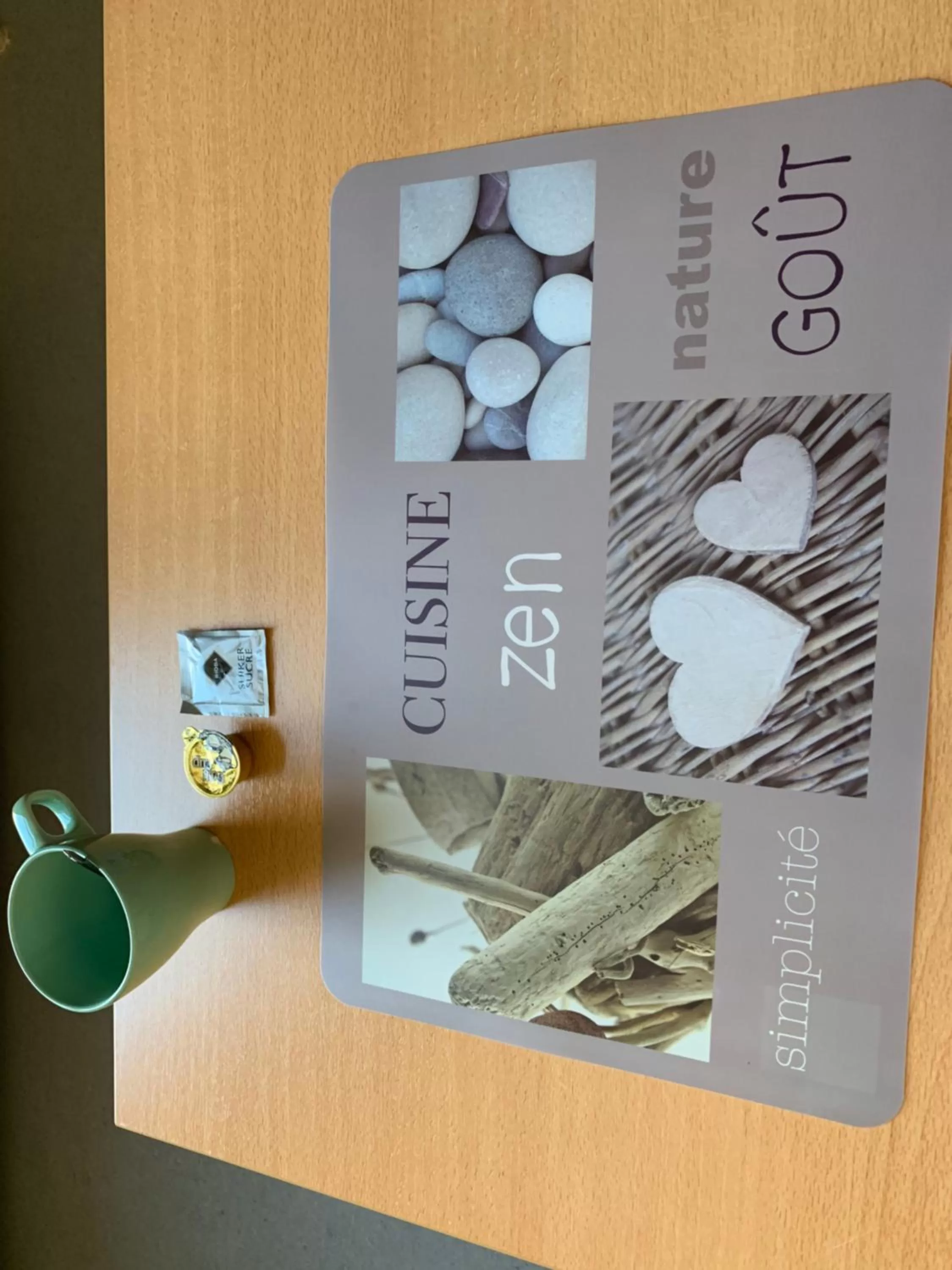 Dining area in Carpe Diem