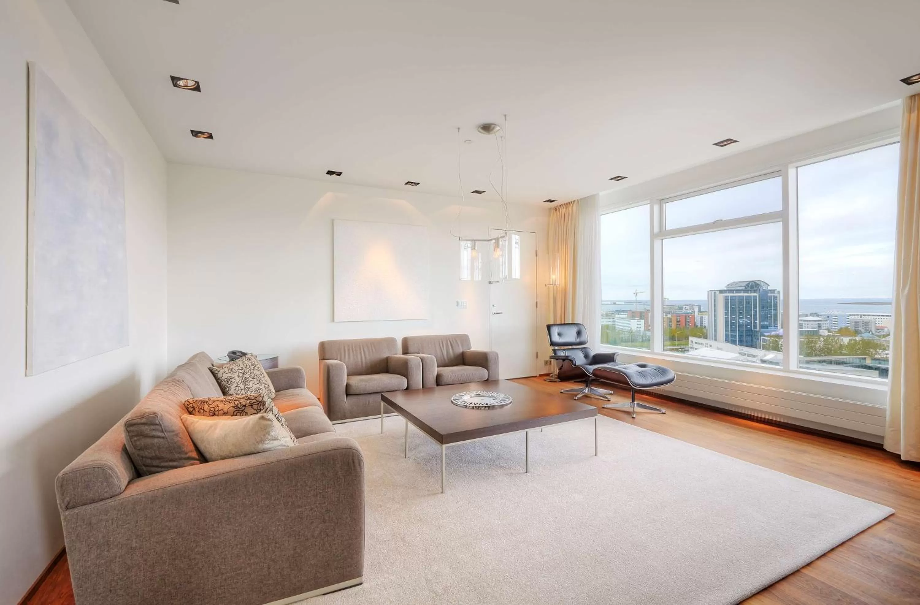 Living room in Hilton Reykjavik Nordica