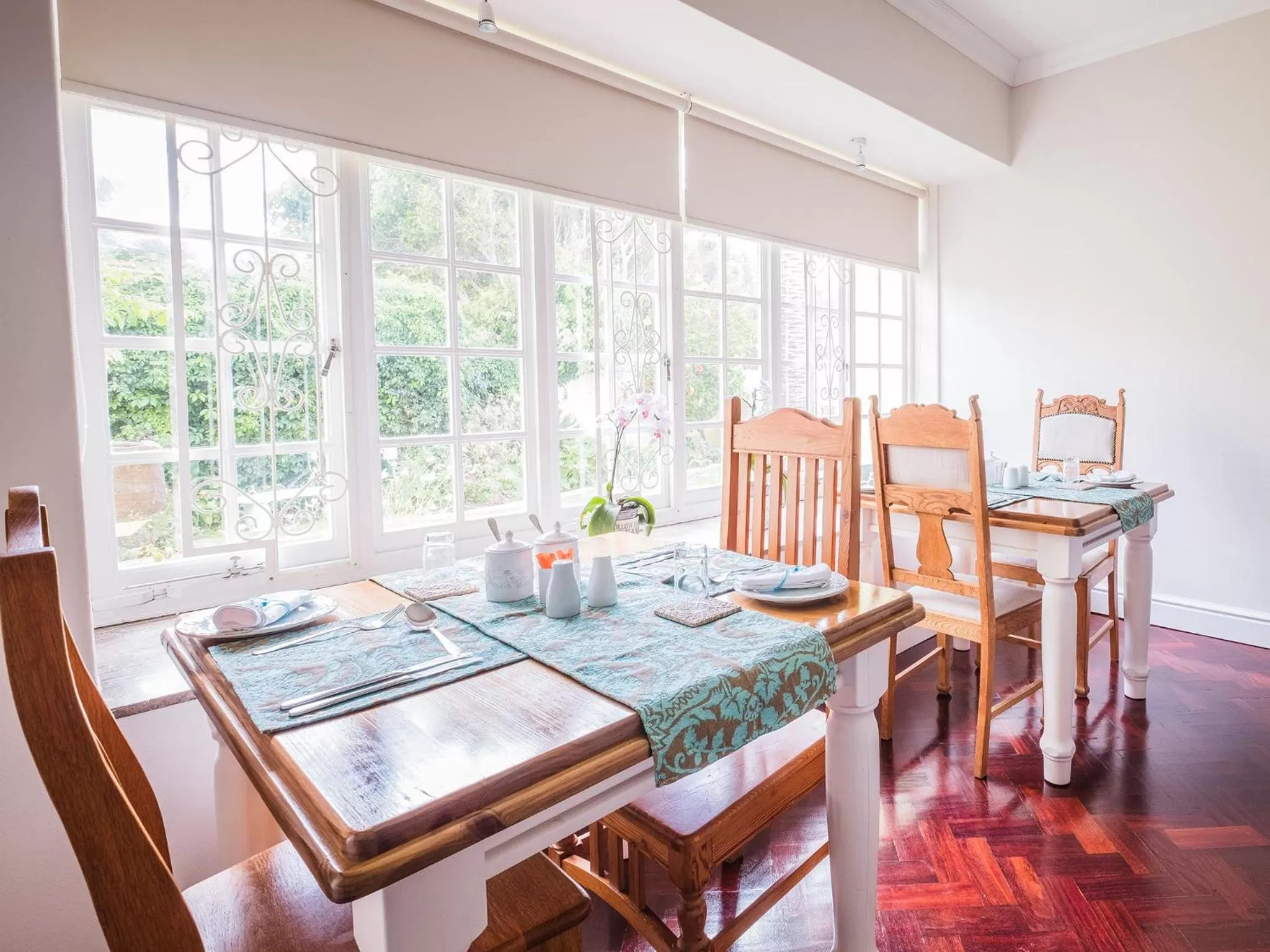Dining area, Restaurant/Places to Eat in On the Bay
