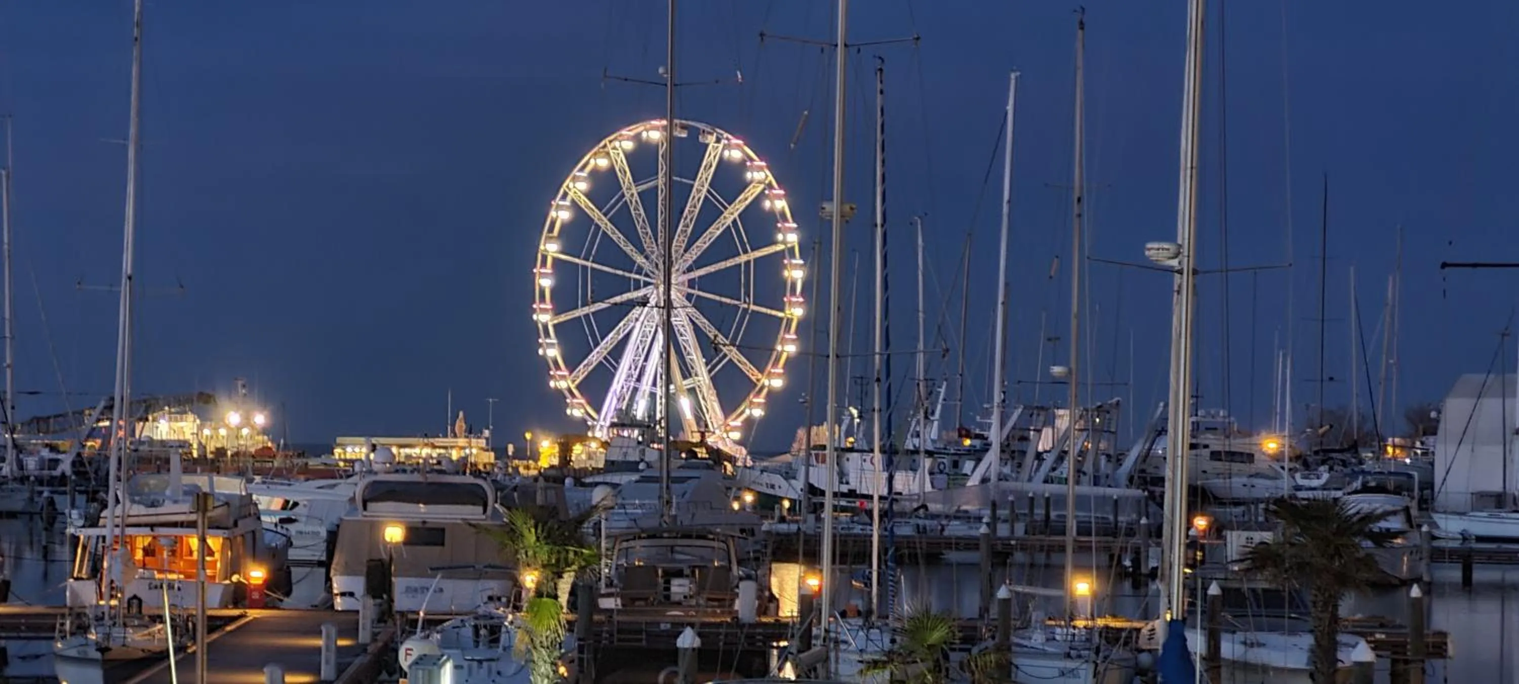 Night in Hotel Villa Dina