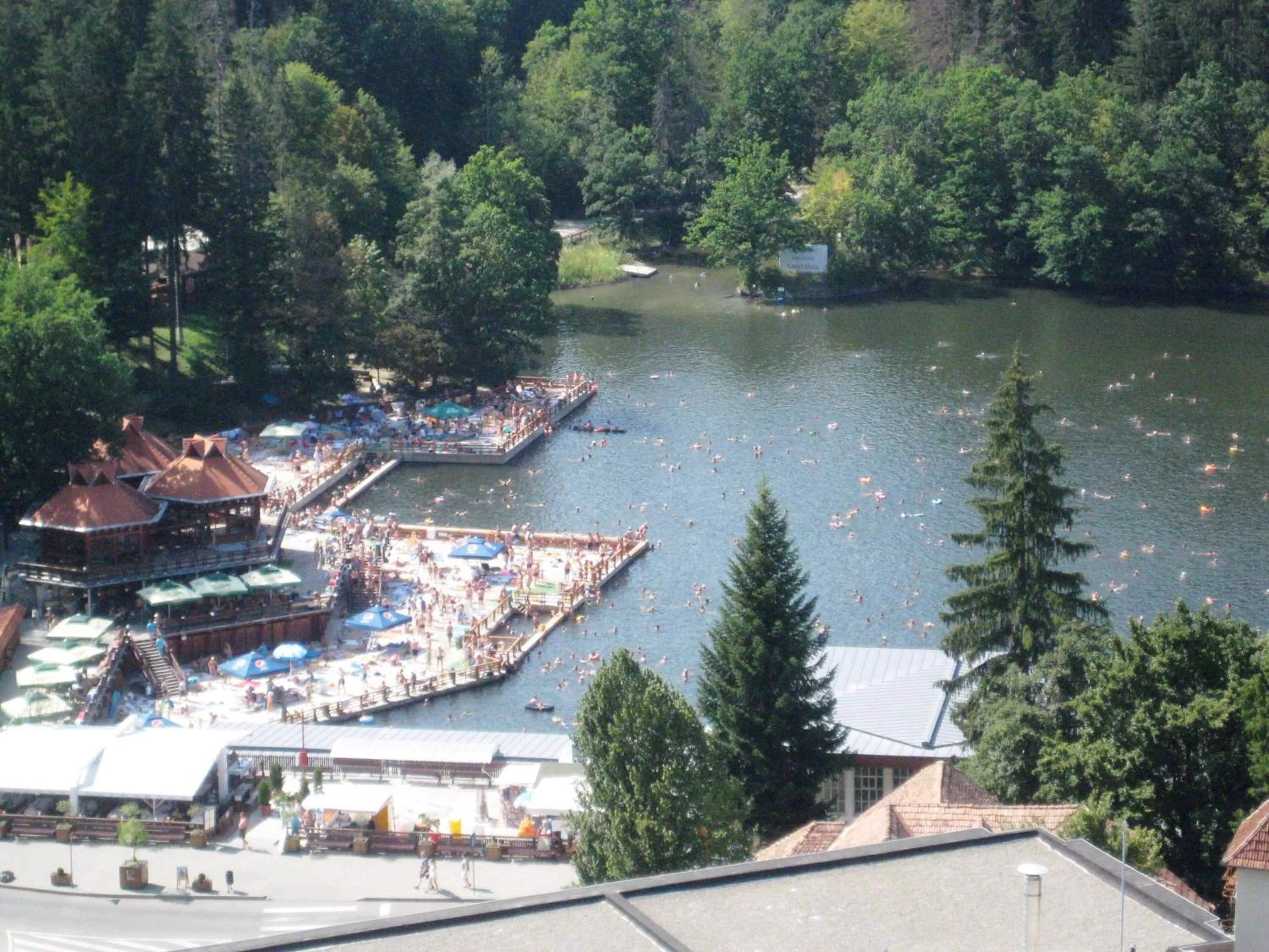 Area and facilities in Ensana Bradet