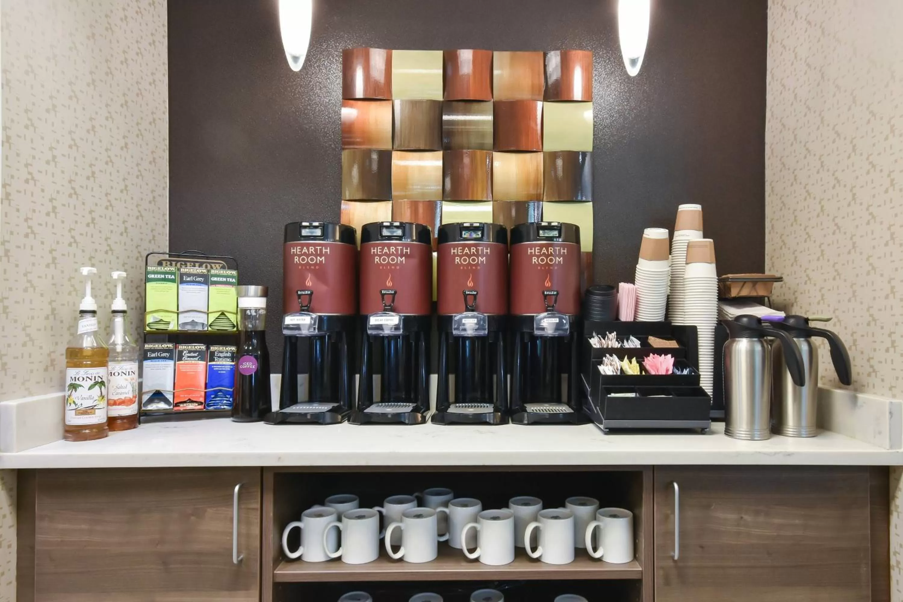 Restaurant/places to eat in Residence Inn by Marriott Lake Norman