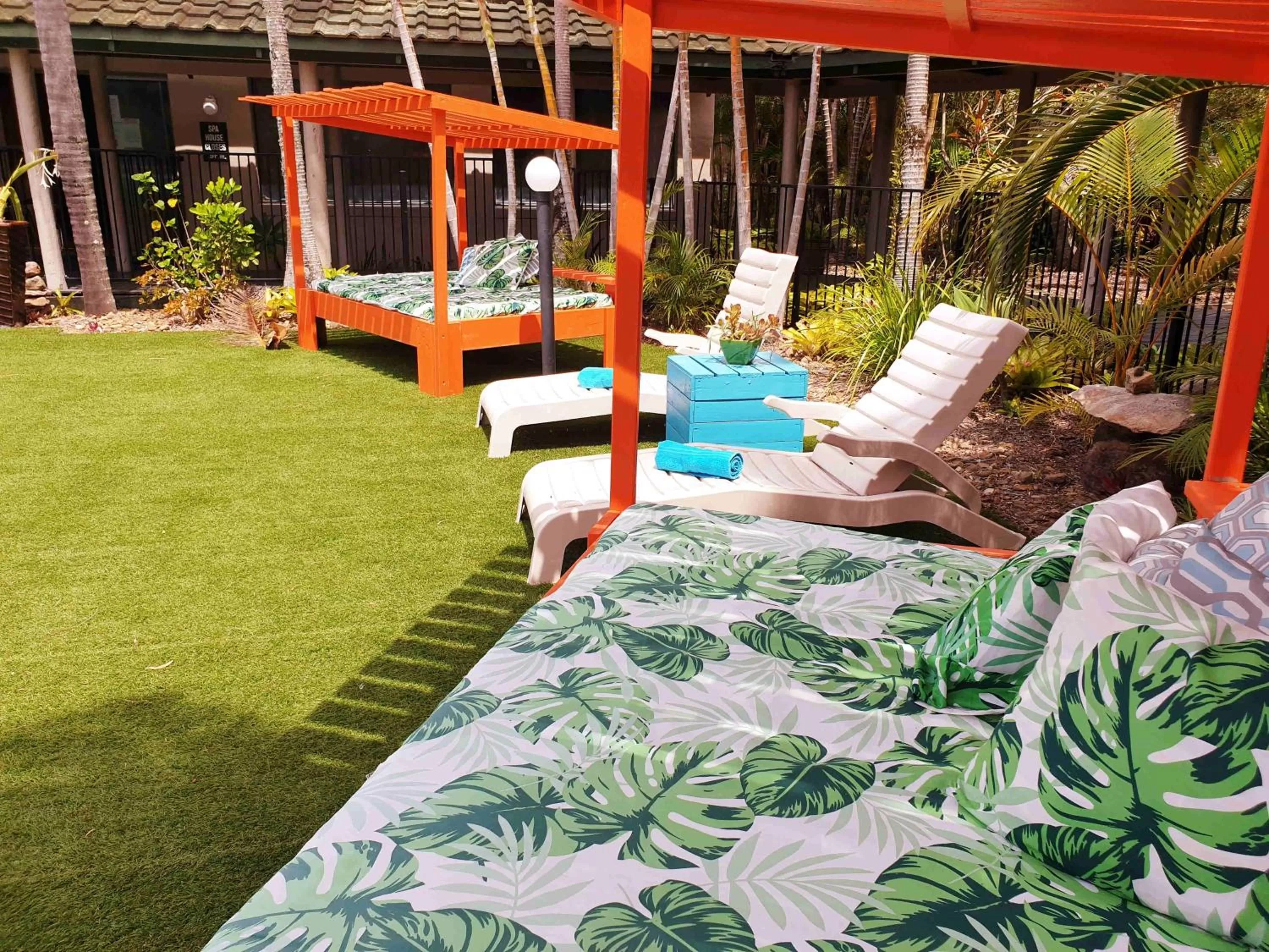 Swimming pool in Ballina Beach Resort