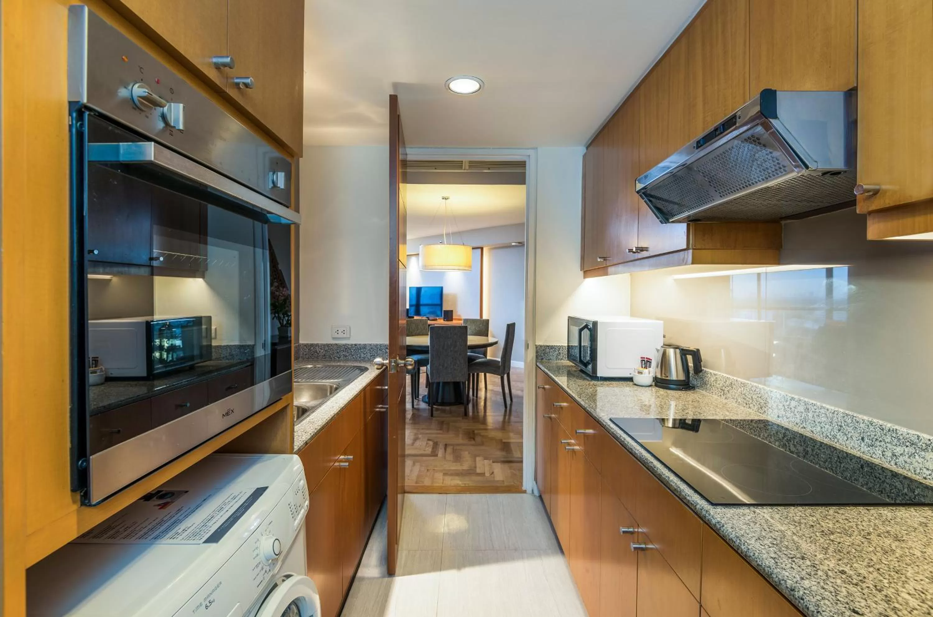 Kitchen or kitchenette in Chatrium Sathon Bangkok